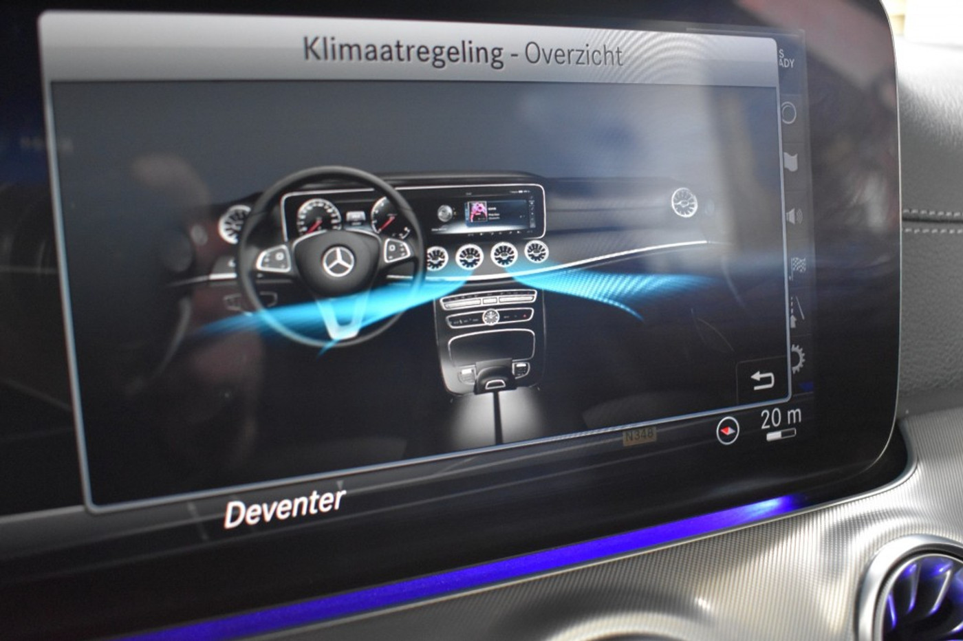 Foto van Mercedes-Benz E 200