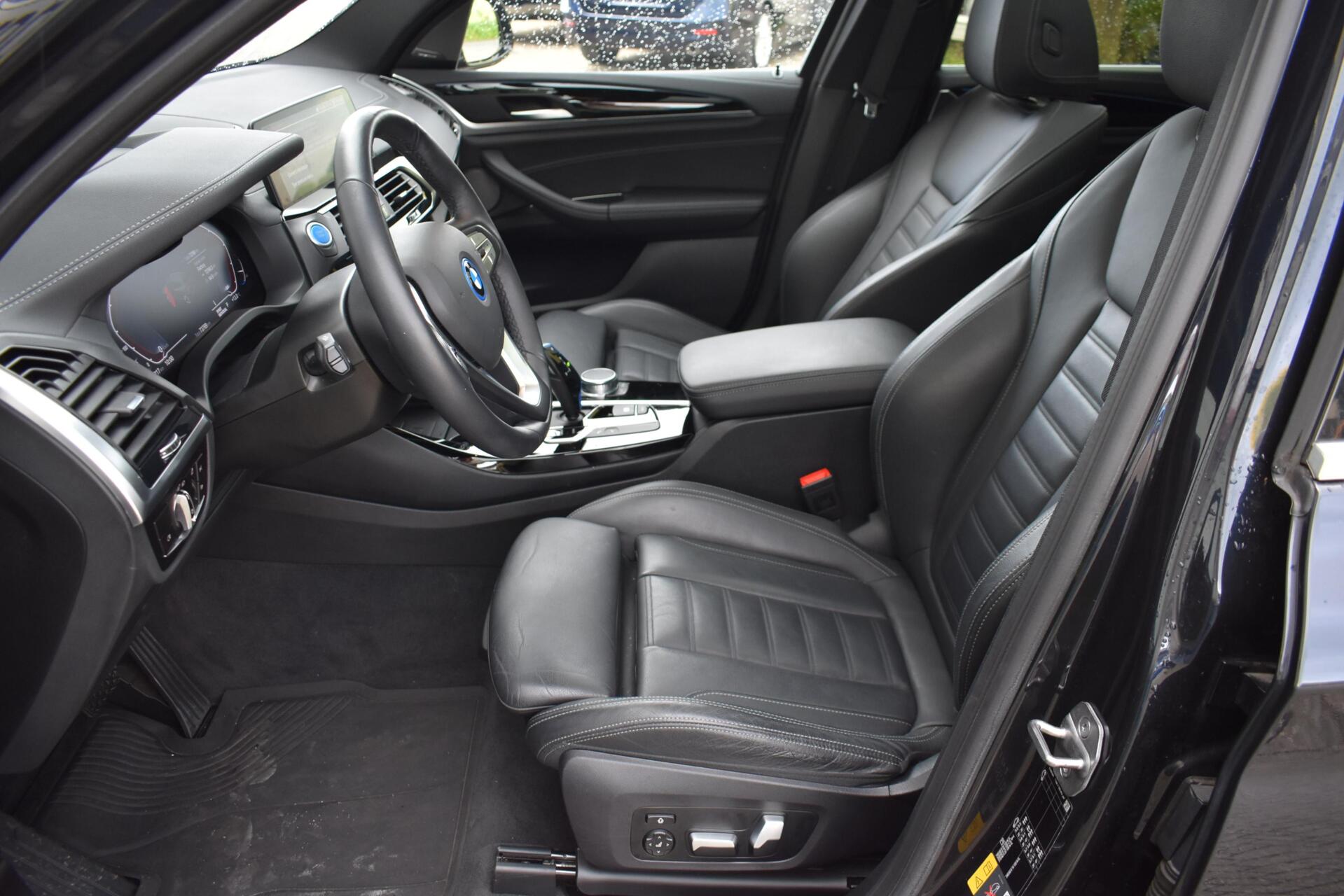 Foto van BMW Ix3