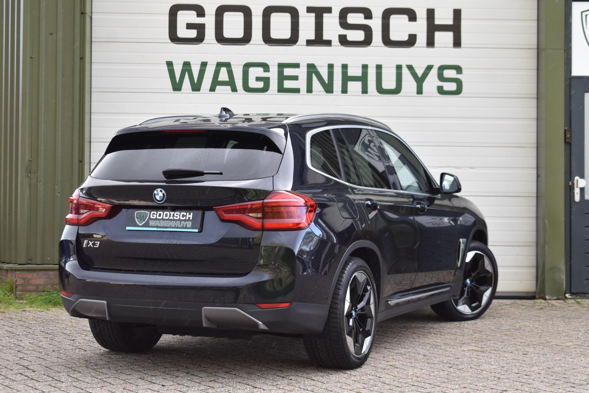 Foto van BMW Ix3