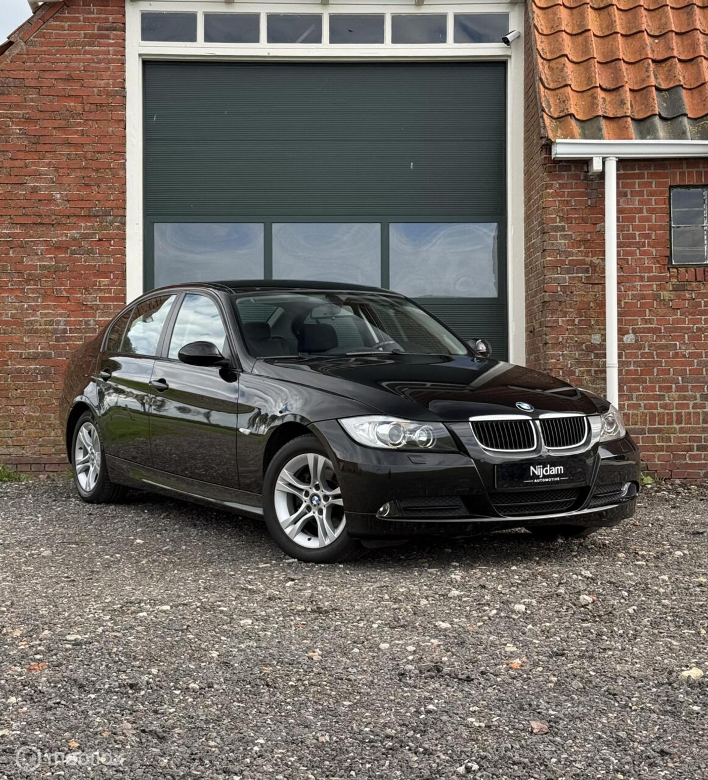 BMW 3er Reihe 316i Executive 2008 - voorkant