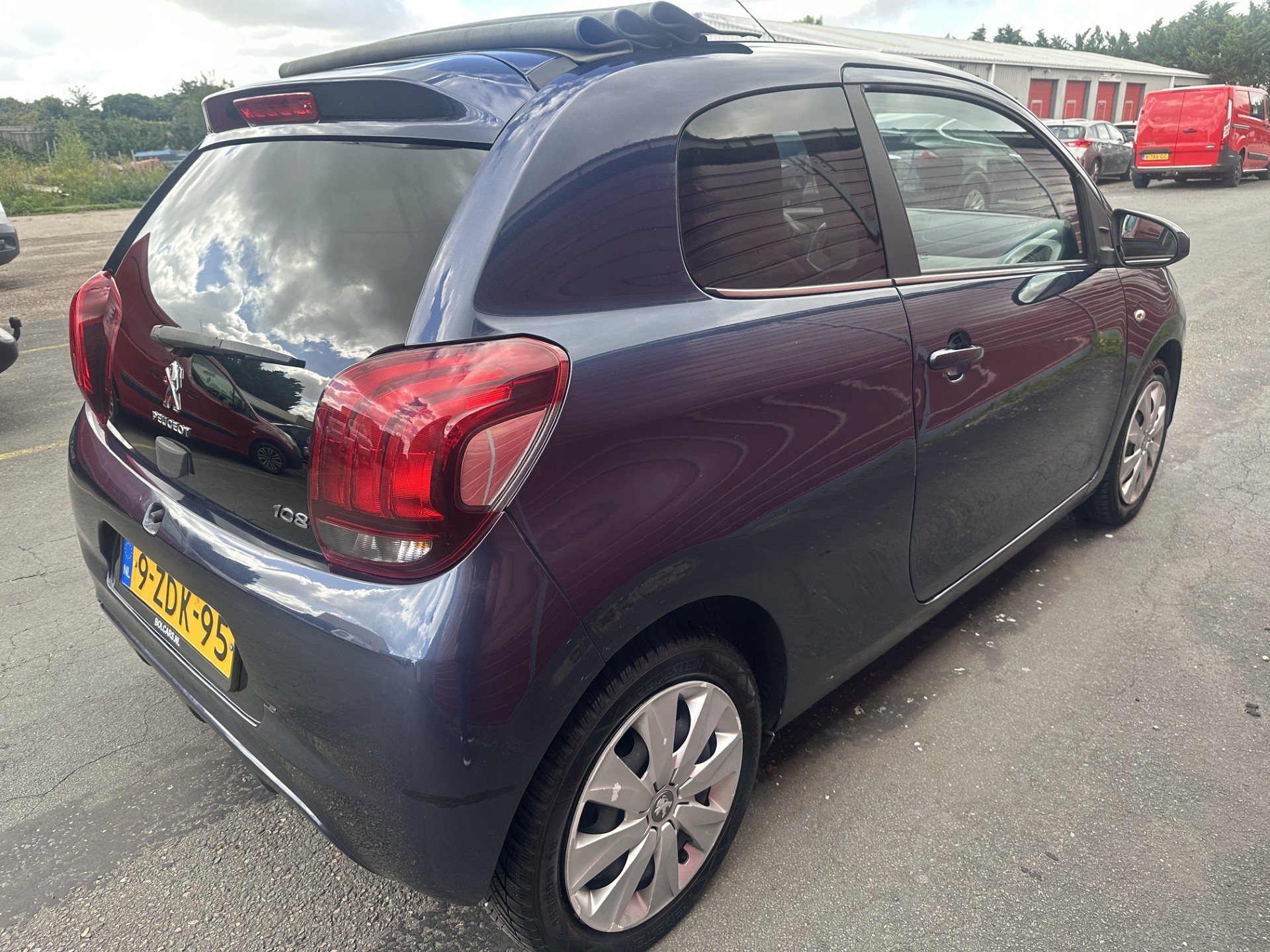 Foto van Peugeot Peugeot 108