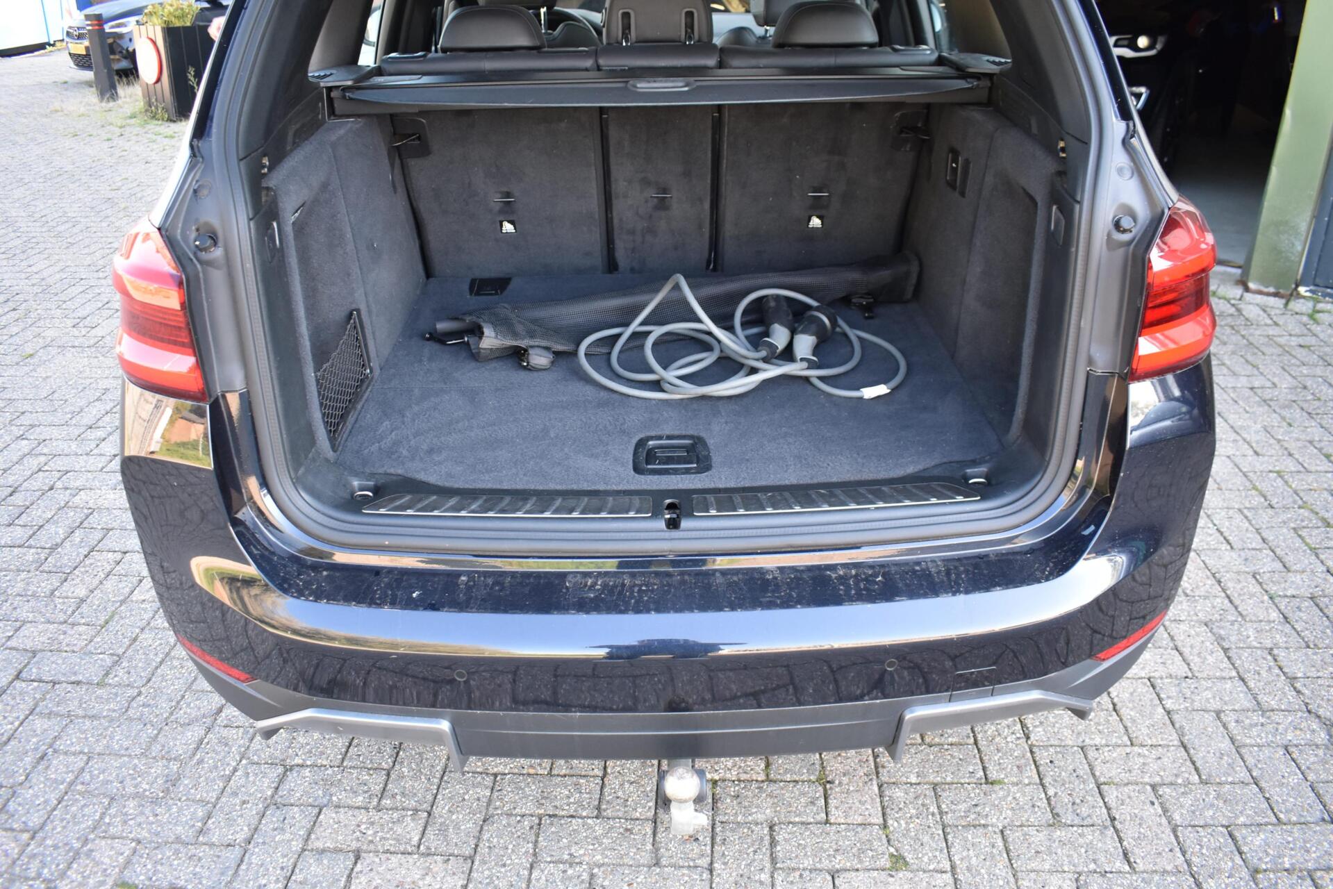 Foto van BMW Ix3