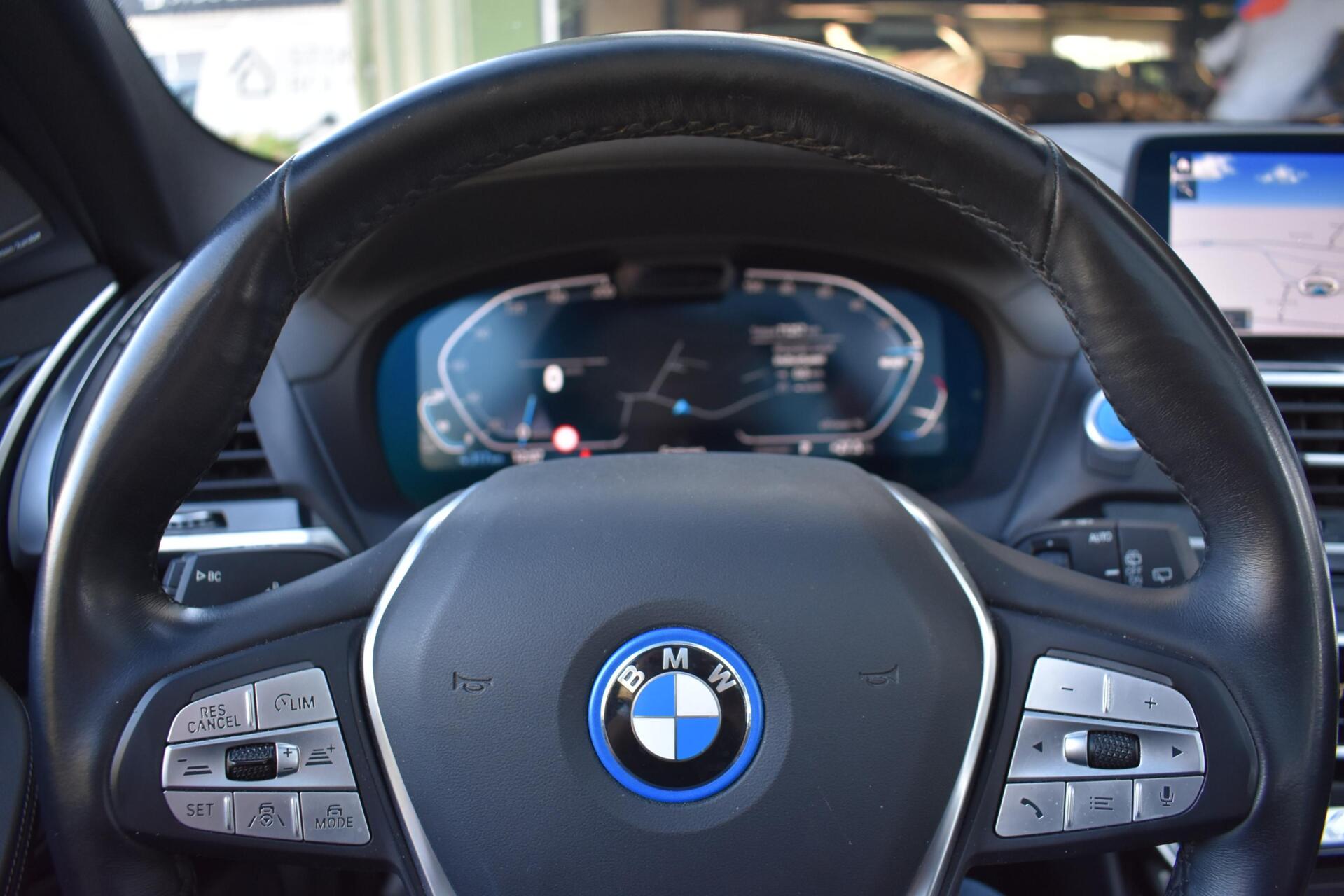 Foto van BMW Ix3