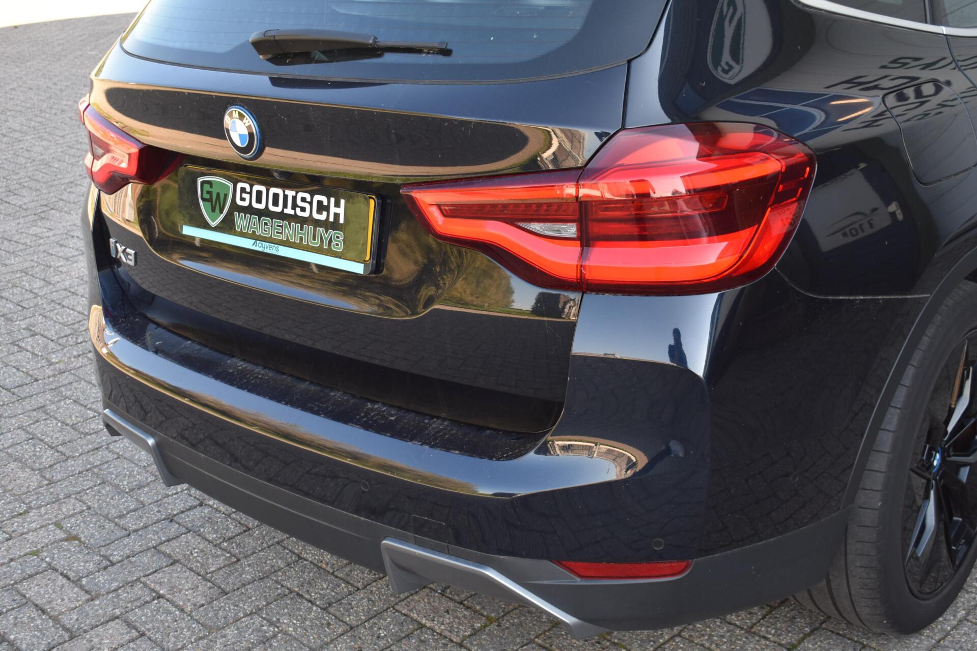 Foto van BMW Ix3