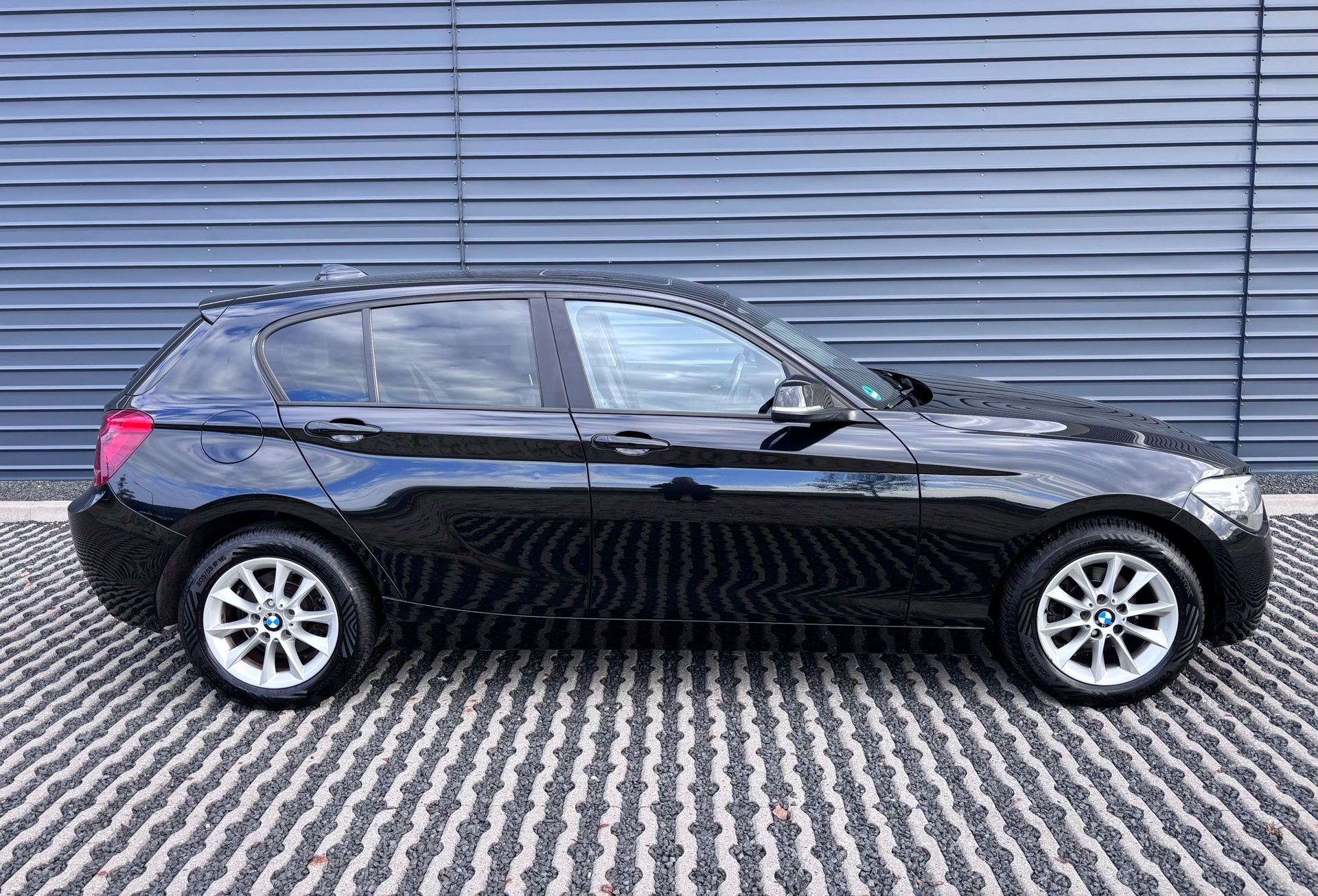 Foto van BMW 114i