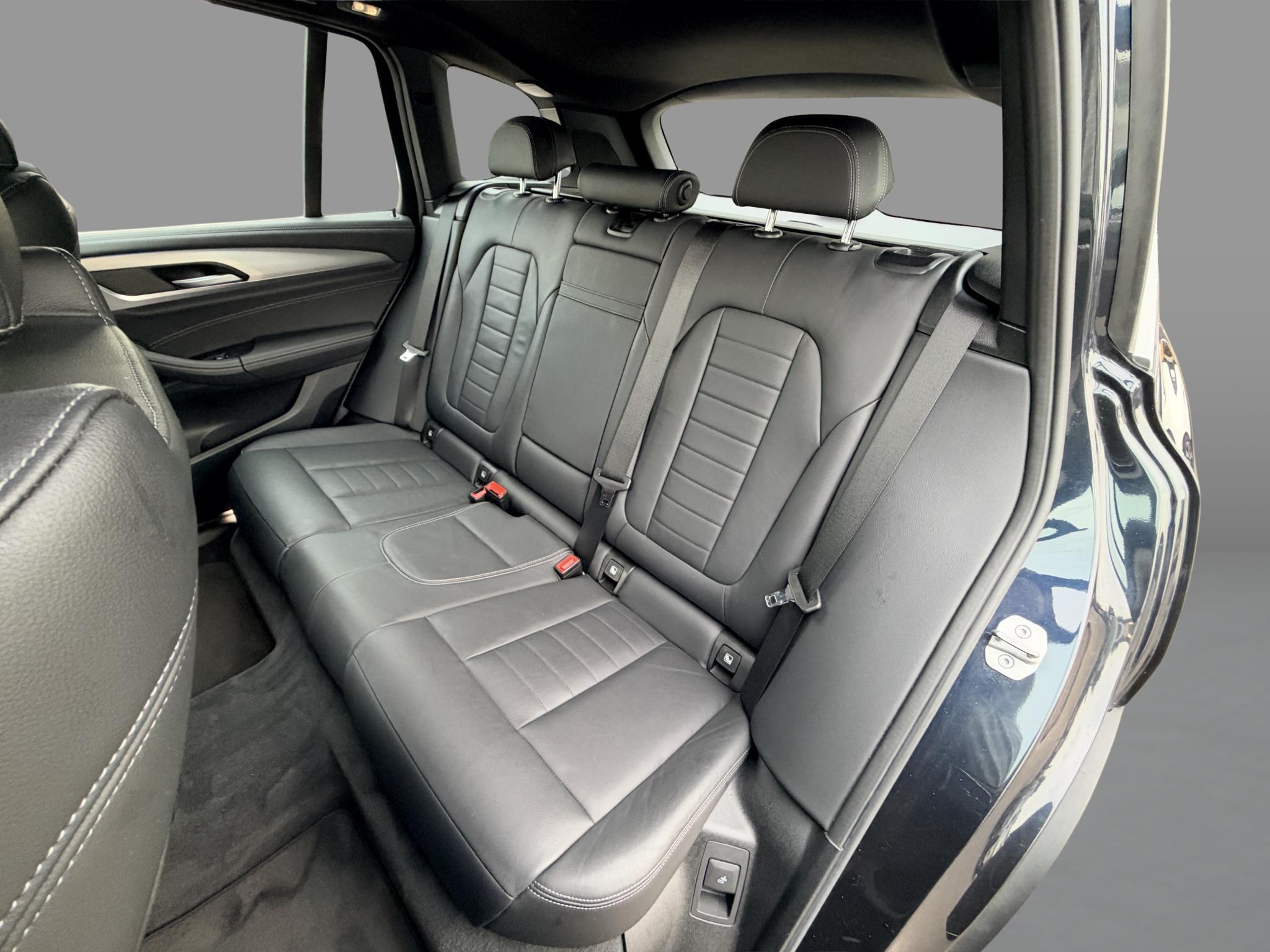 Foto van BMW Ix3