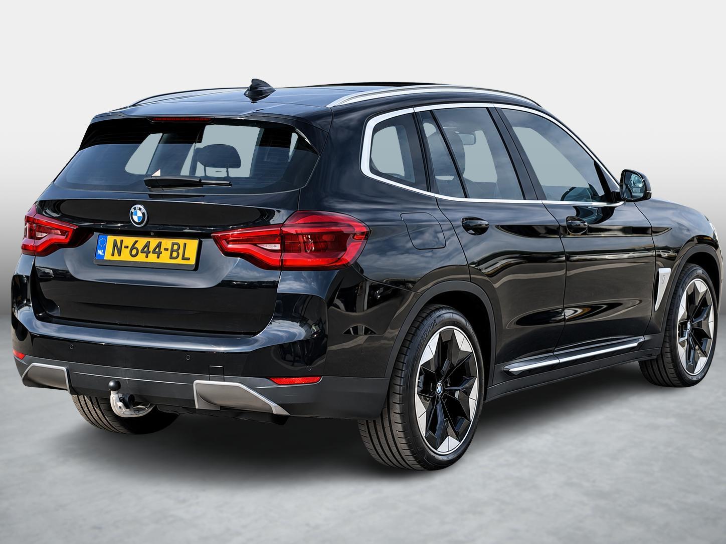 Foto van BMW Ix3