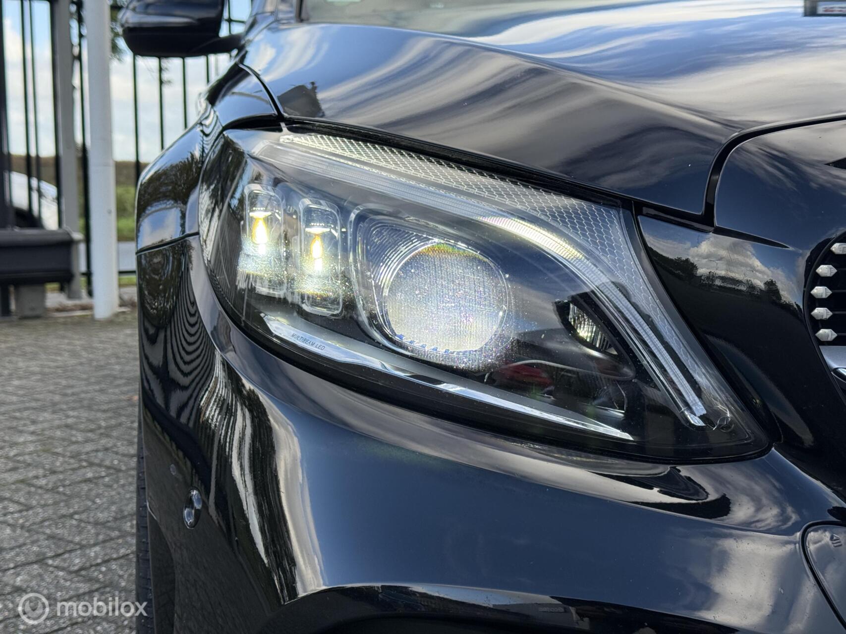 Foto van Mercedes-Benz C 200