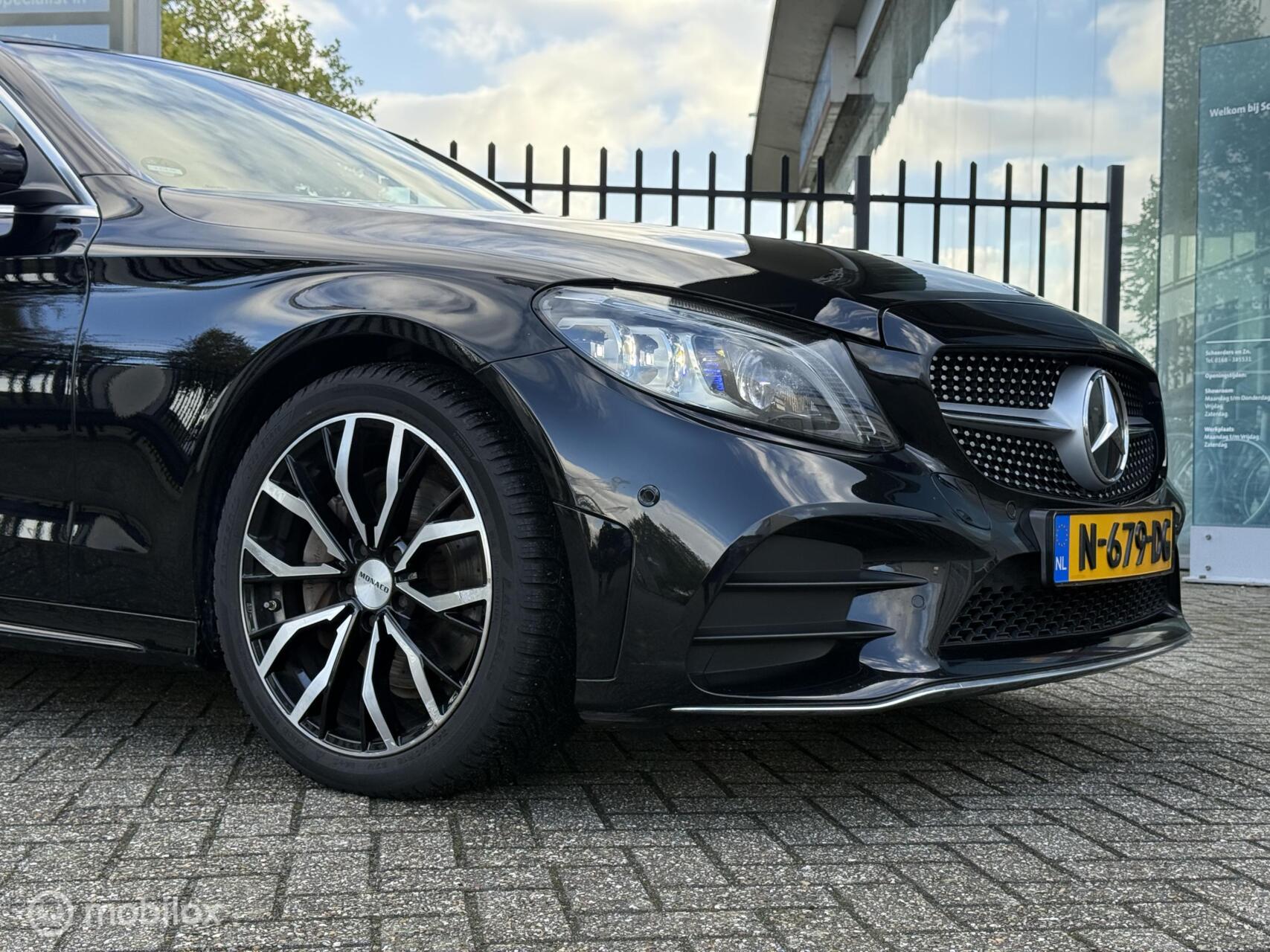 Foto van Mercedes-Benz C 200
