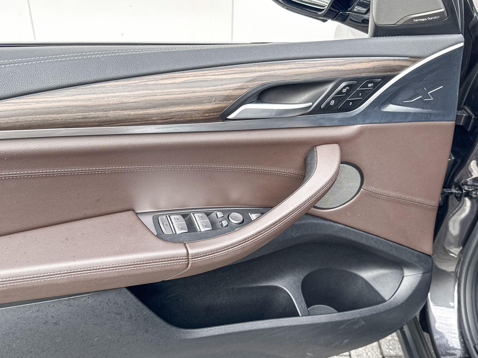 Foto van BMW Ix3