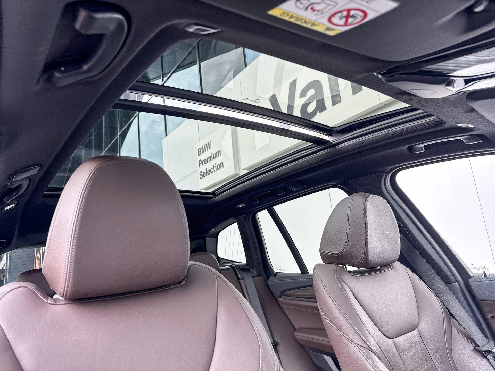 Foto van BMW Ix3