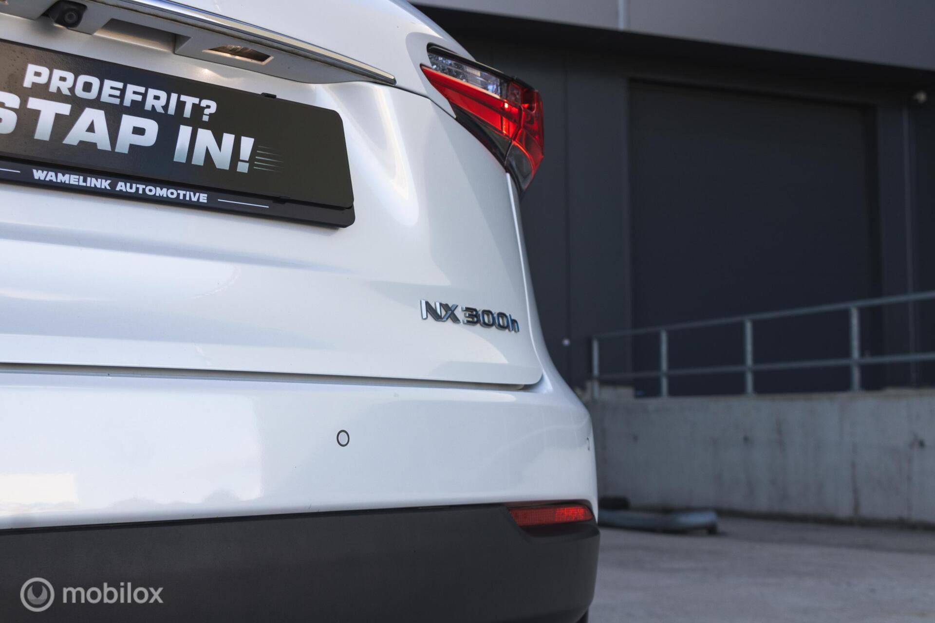 Foto van Lexus Lexus Nx300h