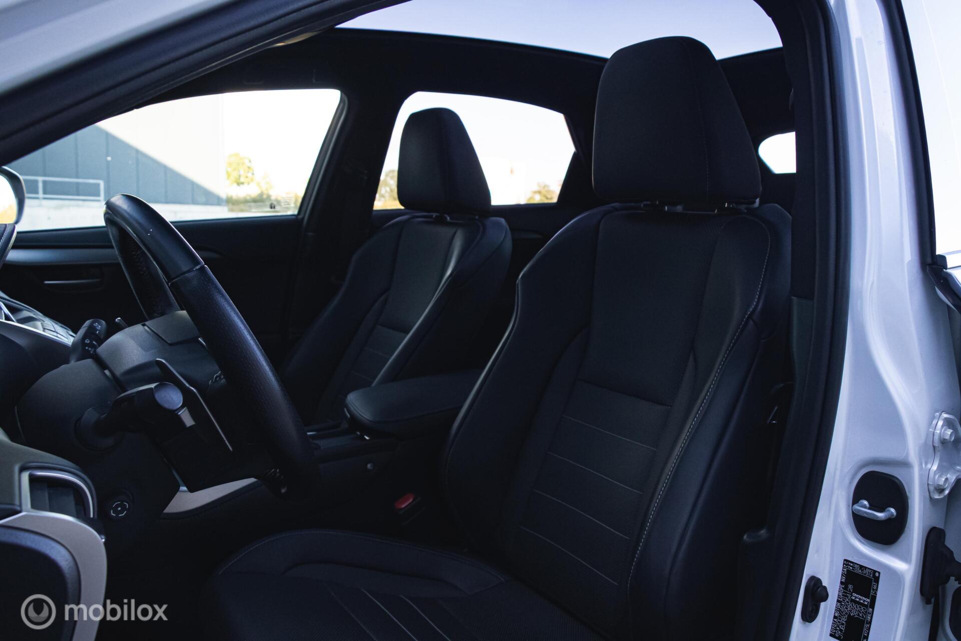Foto van Lexus Lexus Nx300h