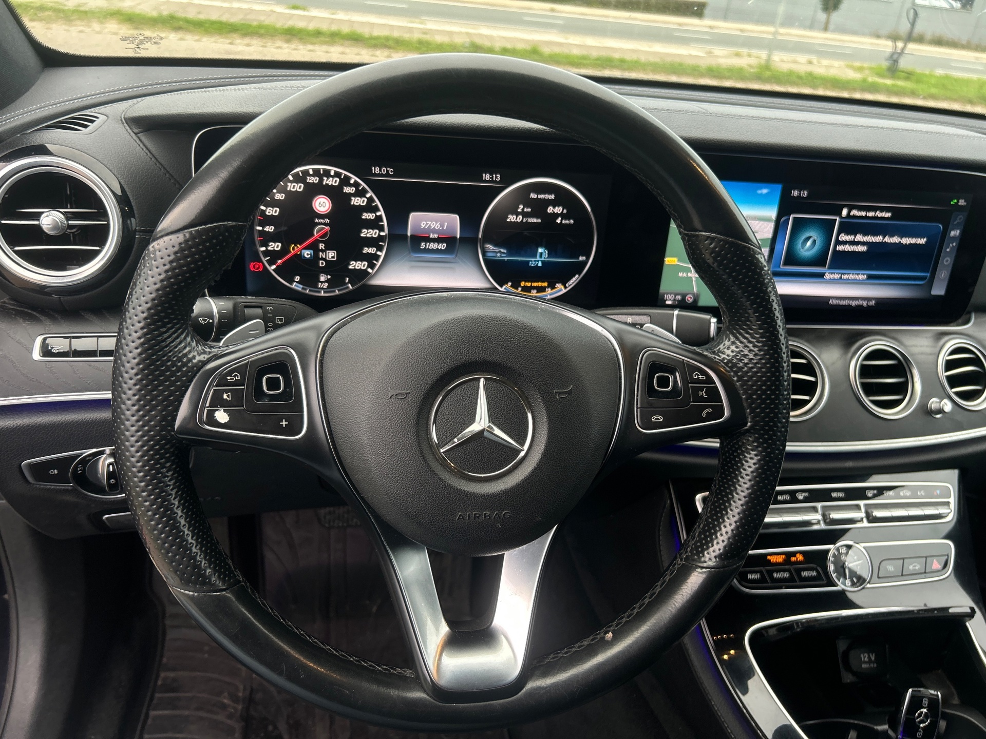 Foto van Mercedes-Benz E 220 D