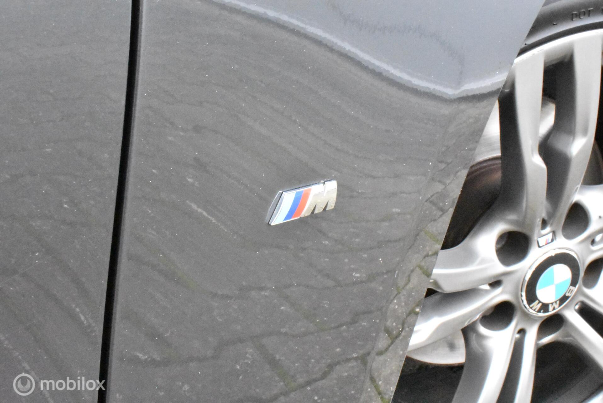 Foto van BMW 330e Iperformance