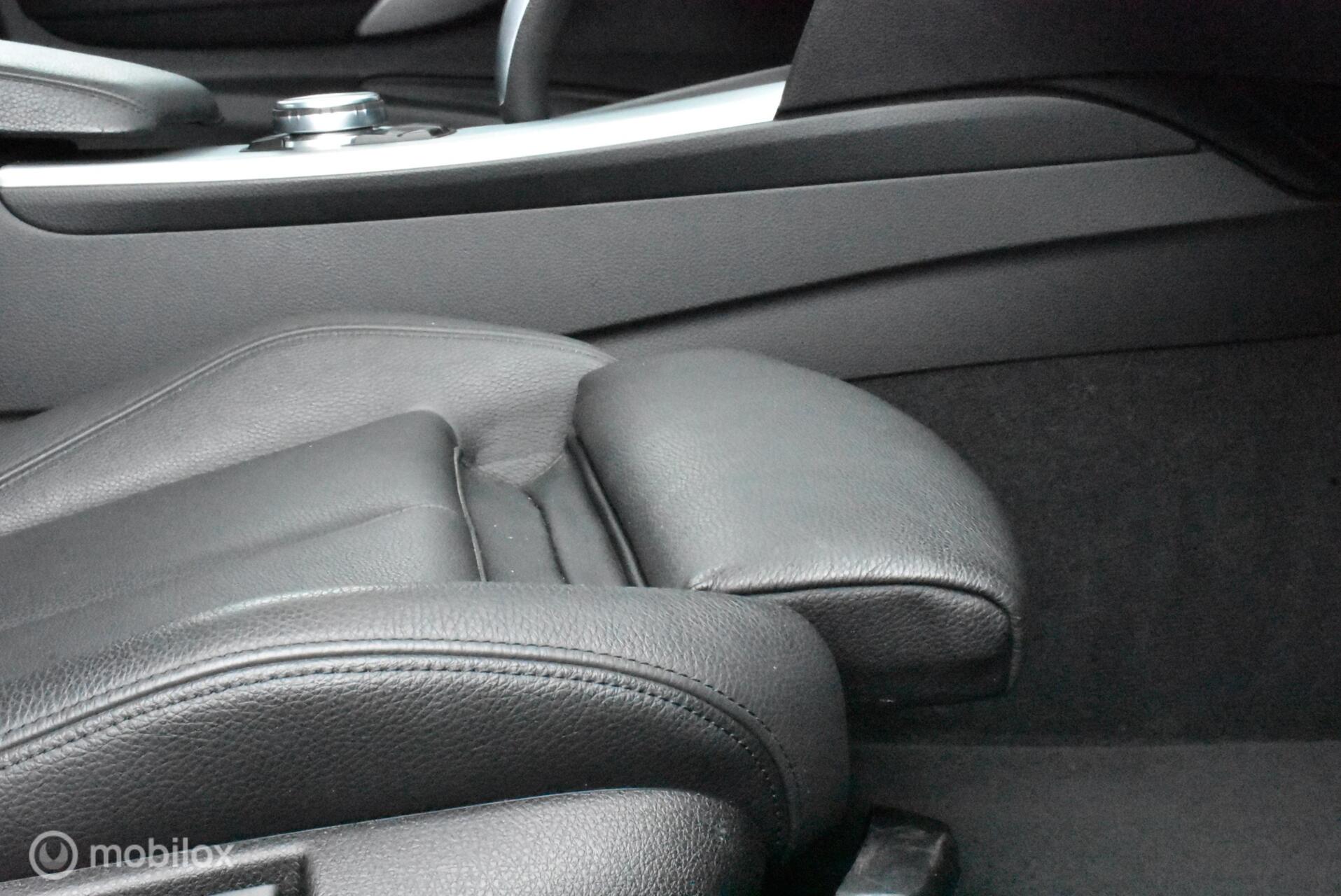 Foto van BMW 330e Iperformance
