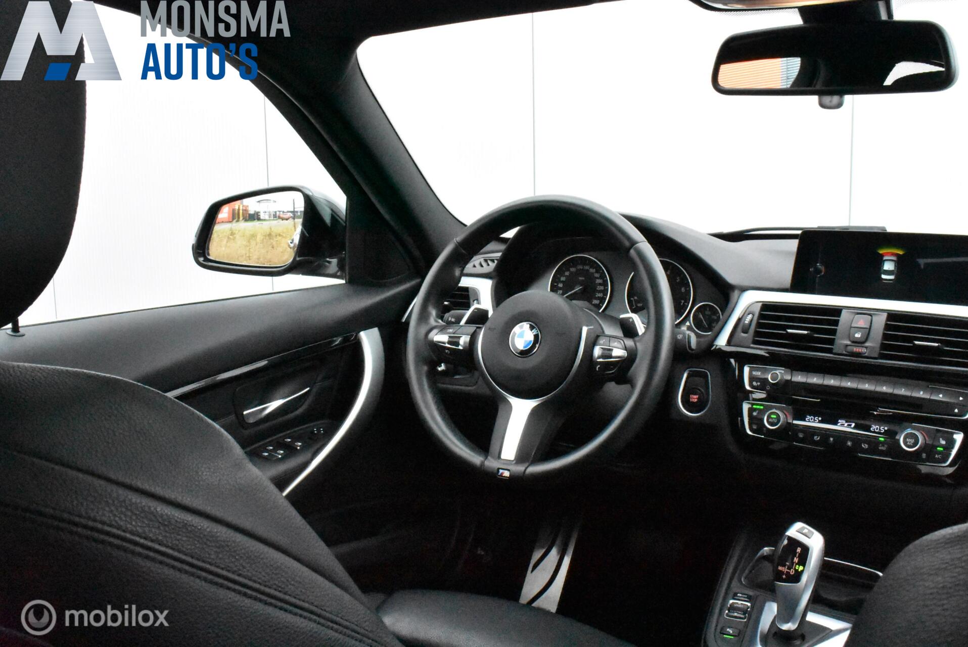 Foto van BMW 330e Iperformance