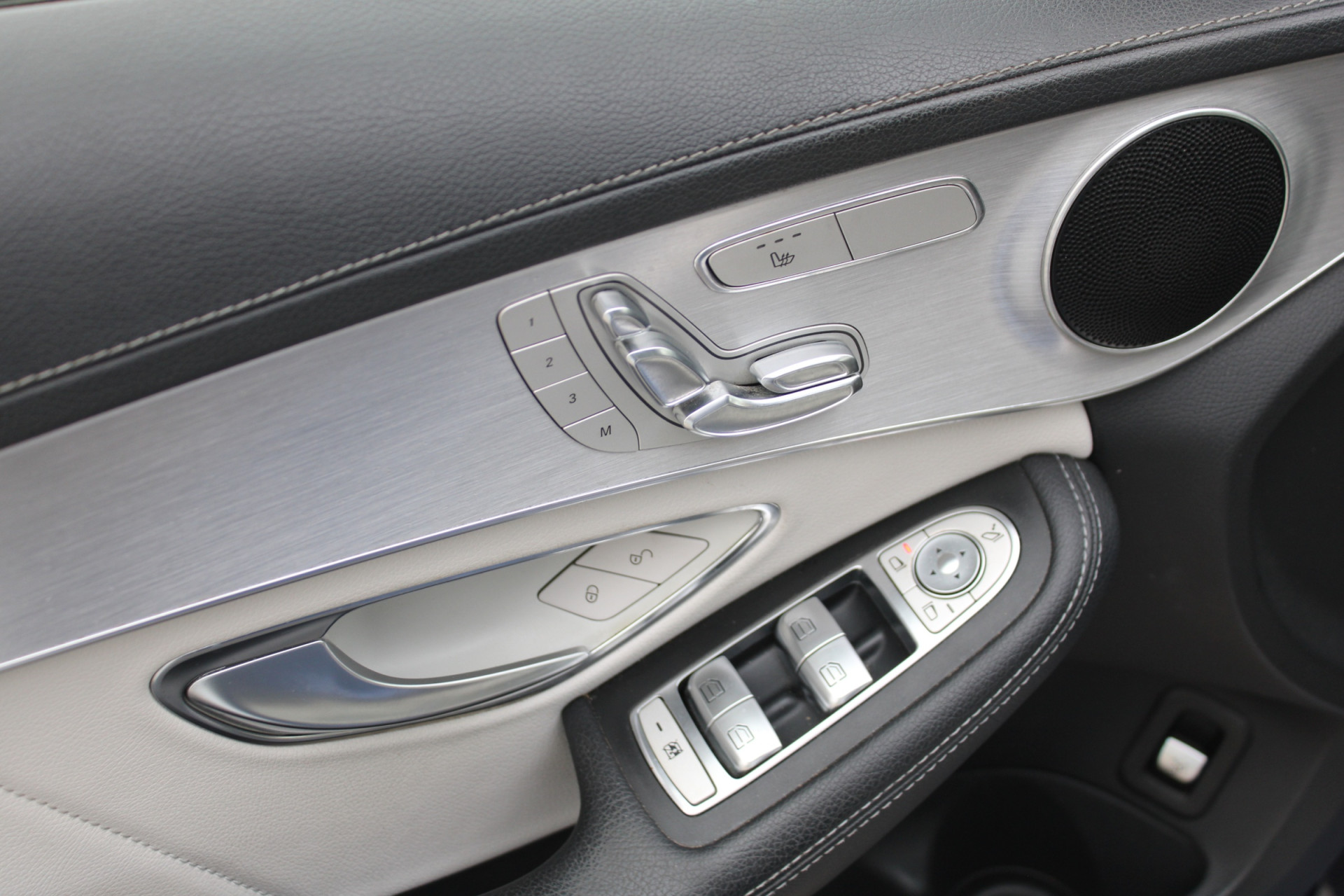 Foto van Mercedes-Benz C 400 4Matic