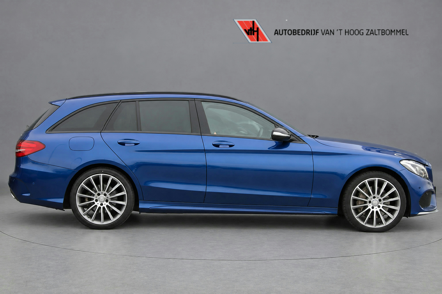 Mercedes-Benz C 400 4Matic 400 4MATIC AMG PANORAMADAK LUCHTVERING LEDER MEMORY HEAD-UP COMAND 19'' TREKHAAK 2015 - voorkant