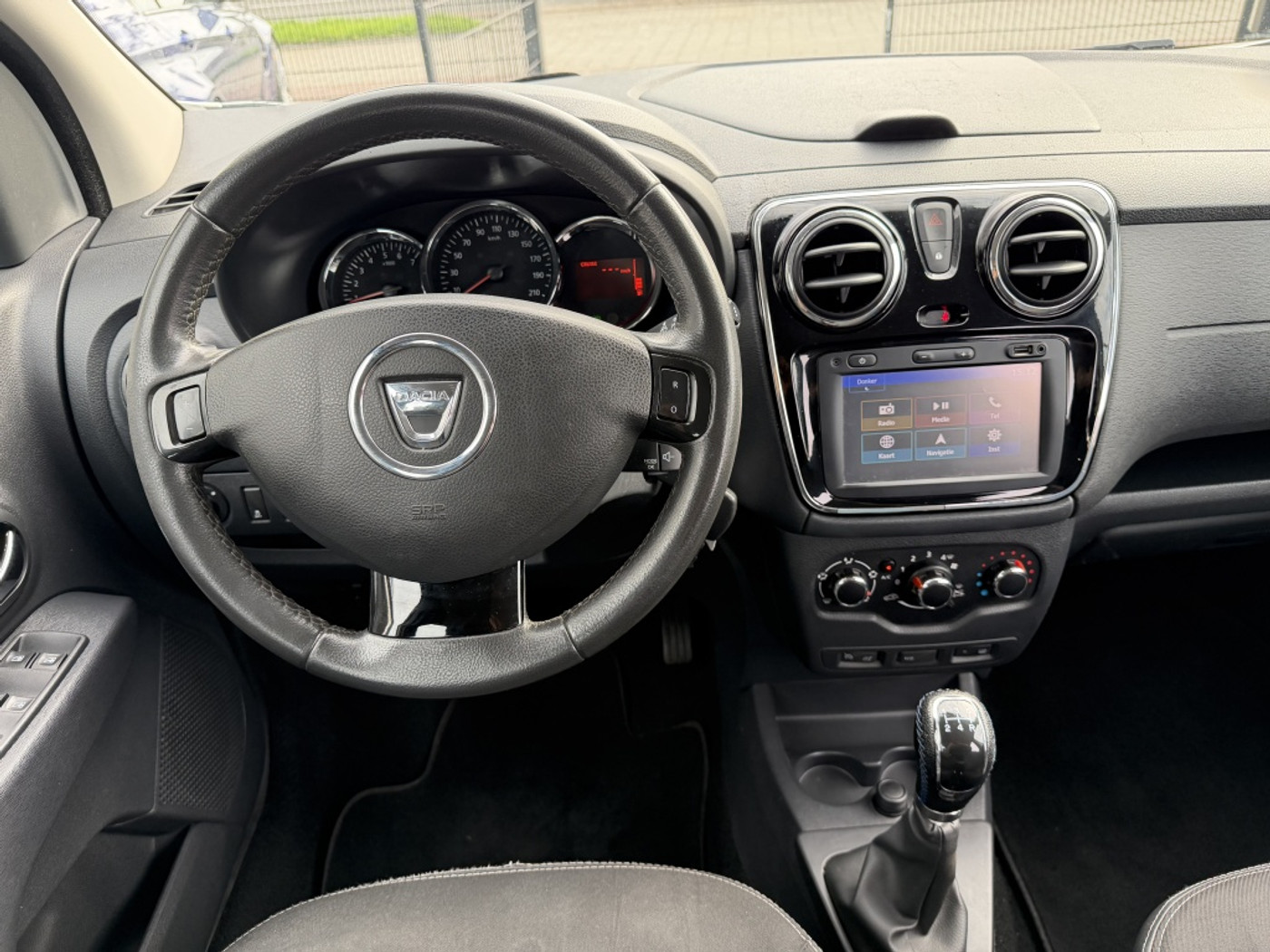 Foto van Dacia Lodgy
