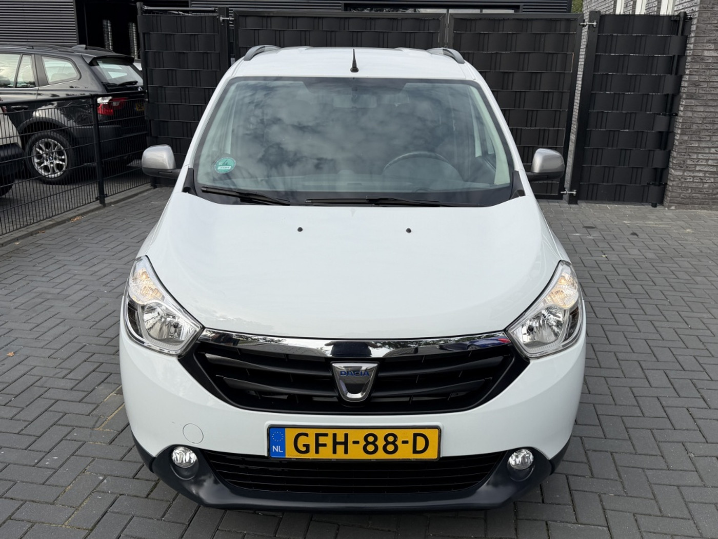 Foto van Dacia Lodgy
