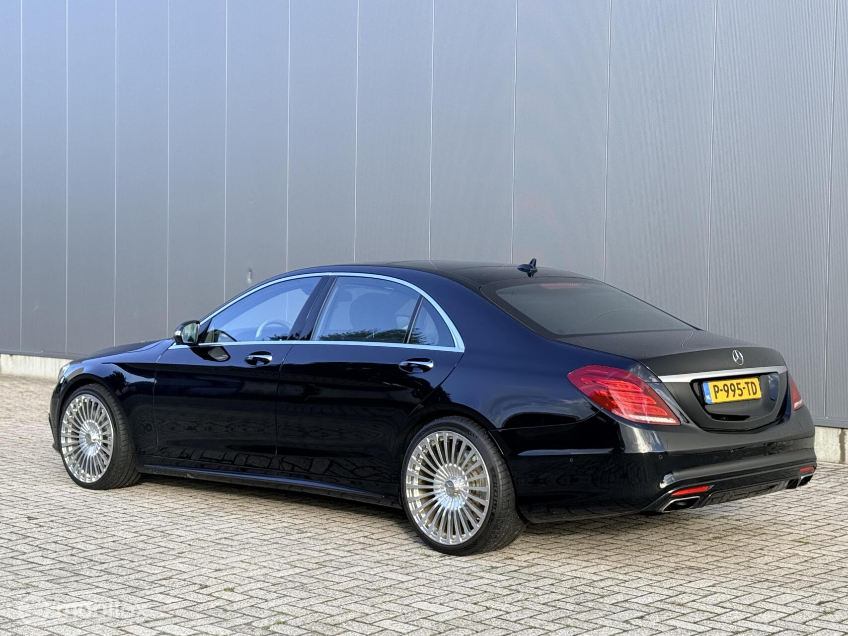 Foto van Mercedes-Benz S 500