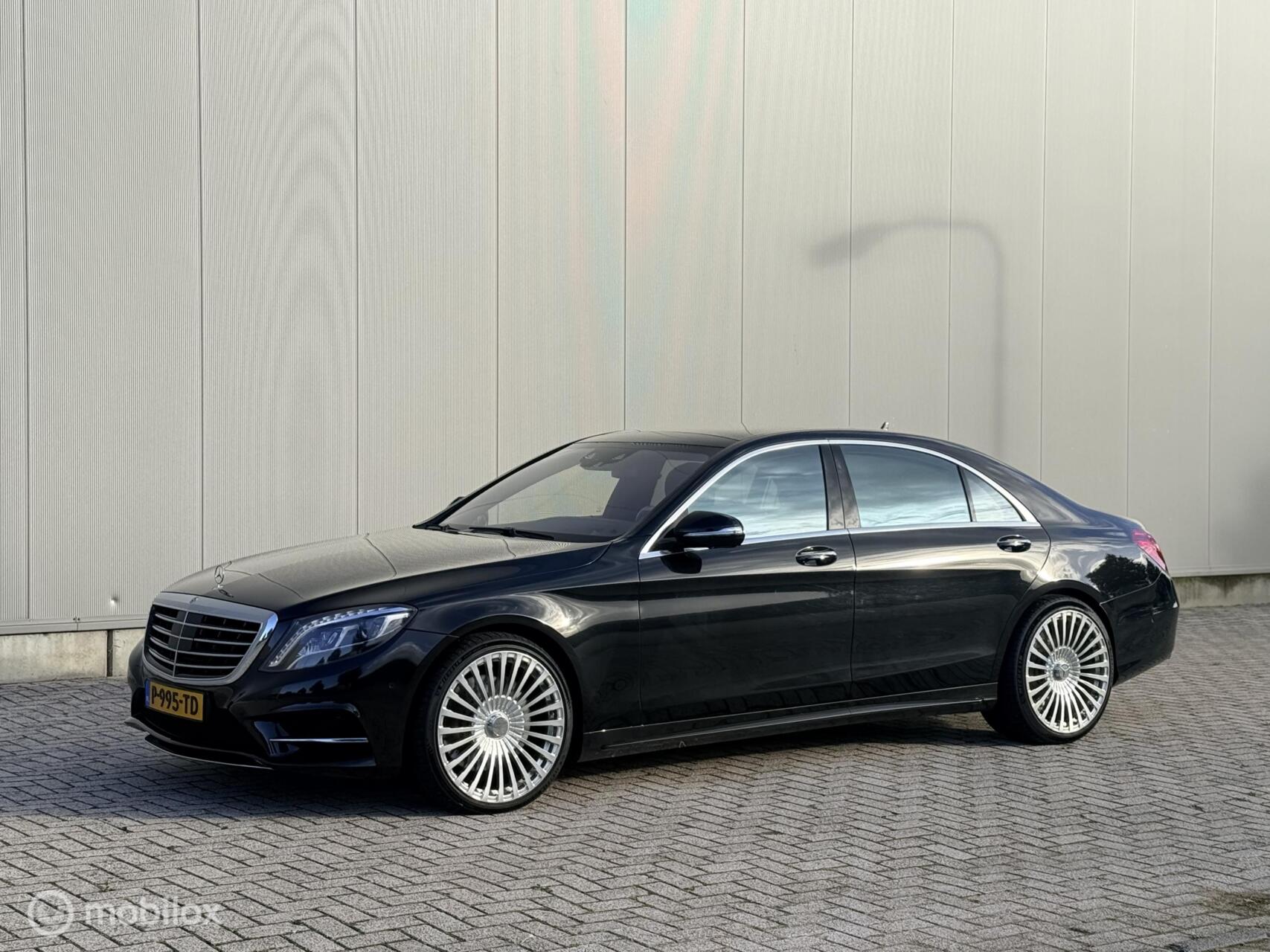 Foto van Mercedes-Benz S 500