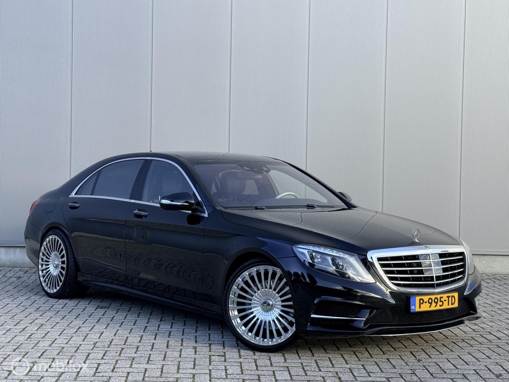 Foto van Mercedes-Benz S 500