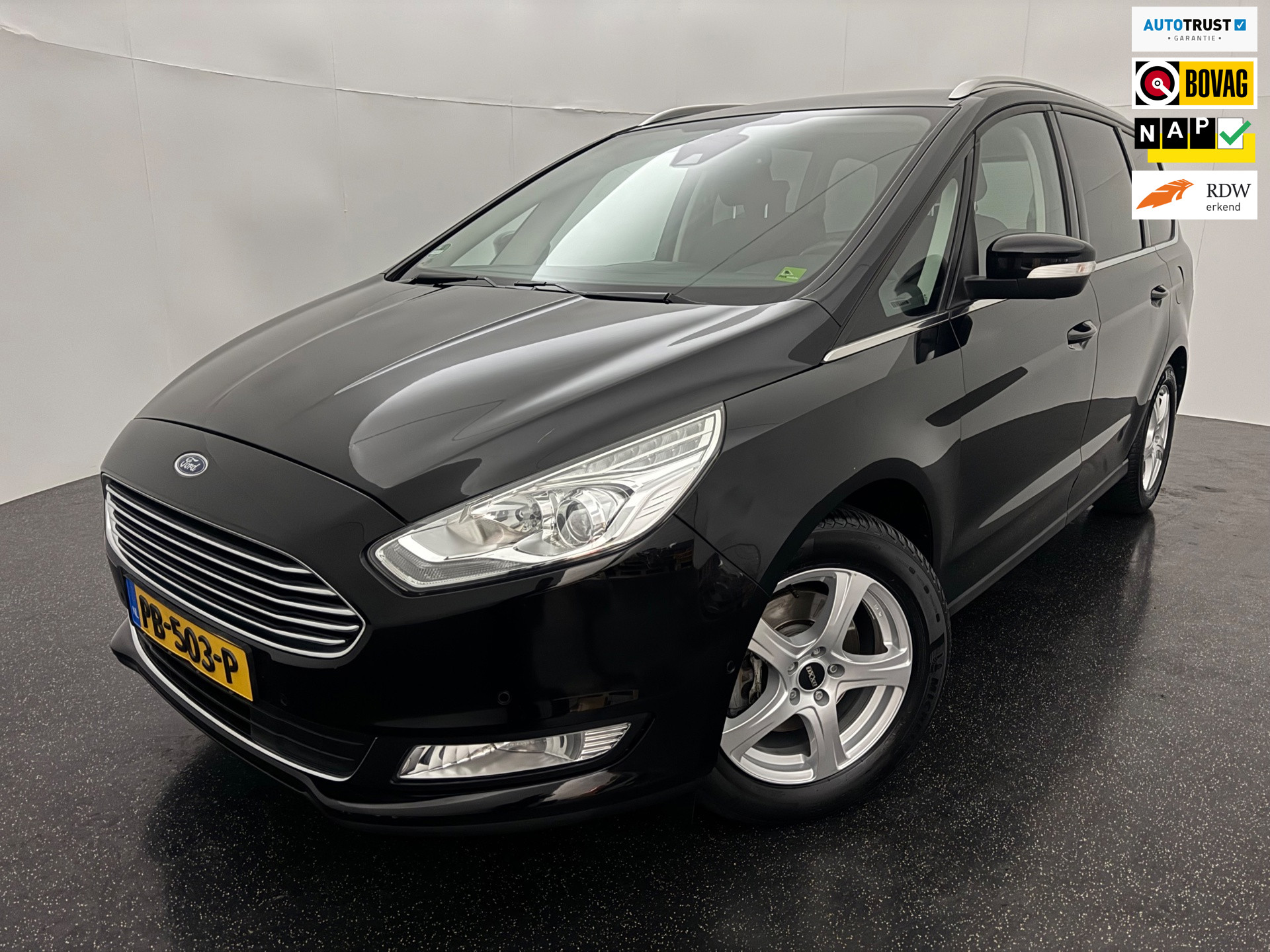Ford Galaxy 1.5 Titanium 7P Trekhaak 2017 - voorkant