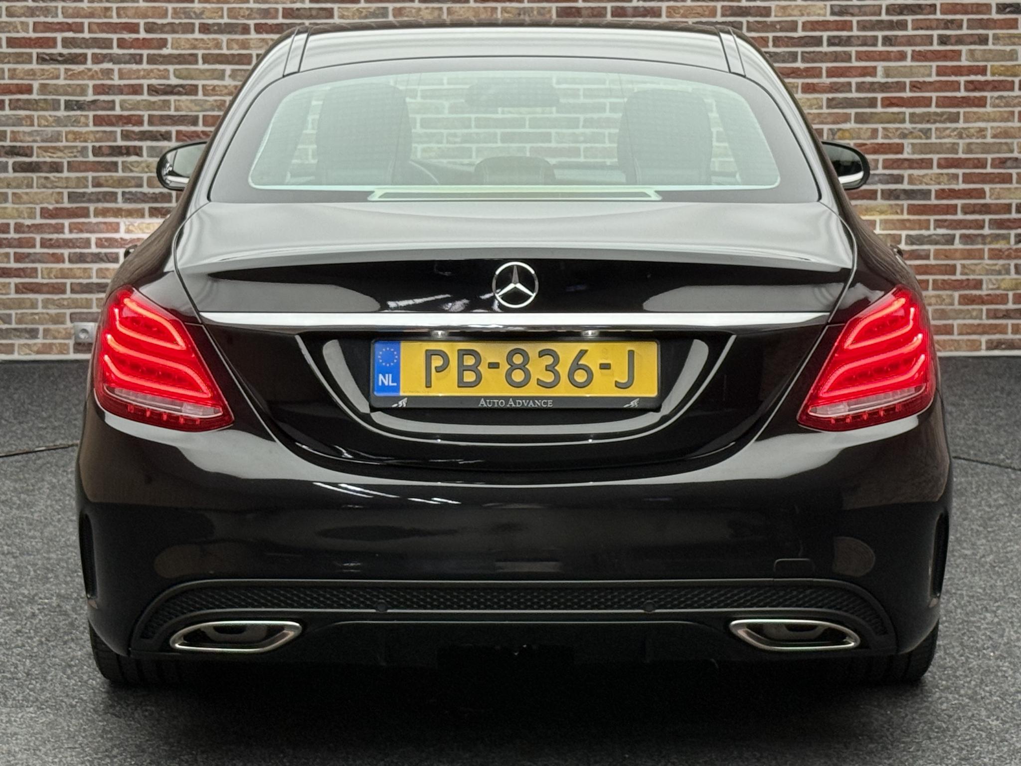 Foto van Mercedes-Benz C 200
