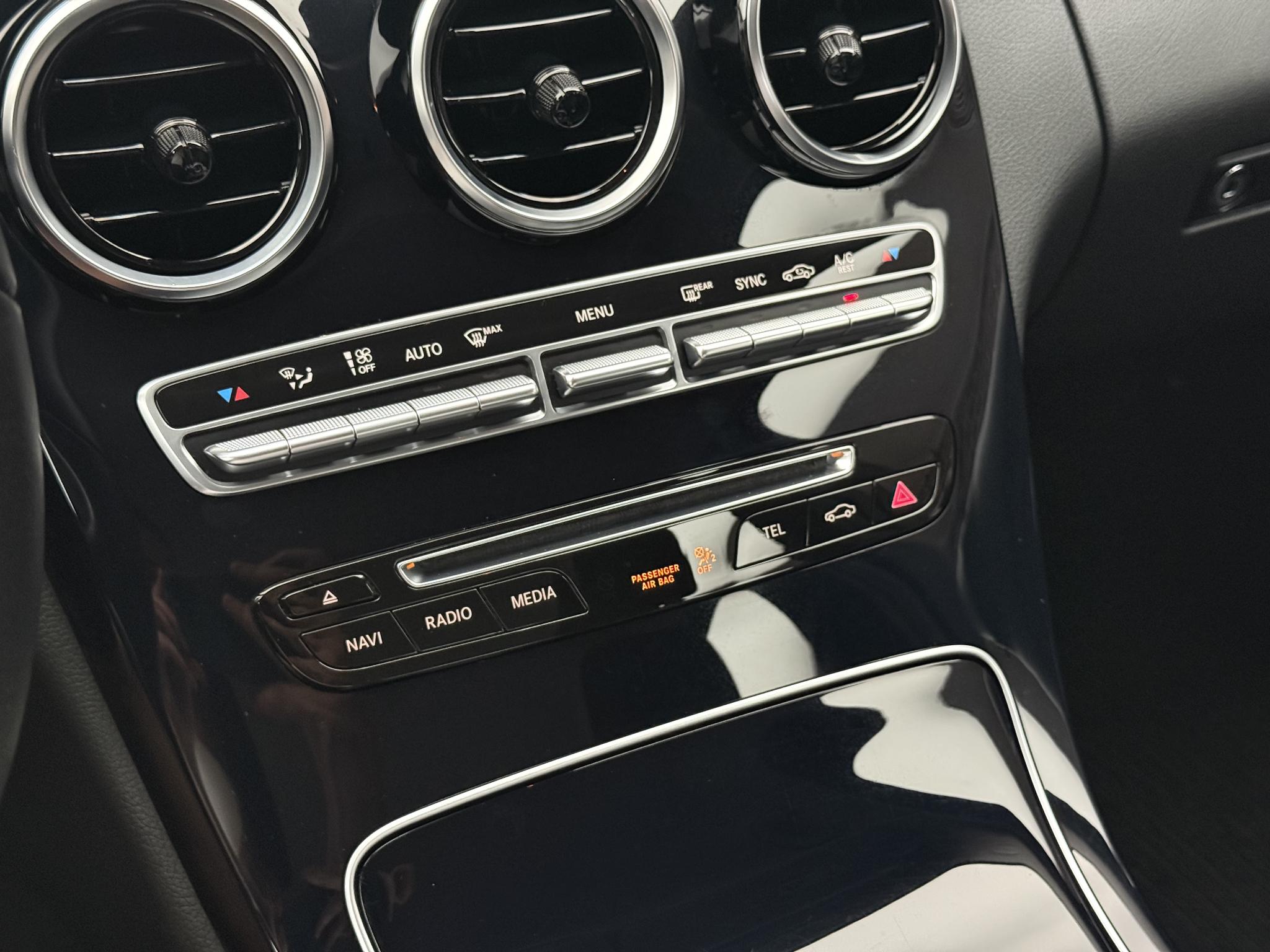 Foto van Mercedes-Benz C 200