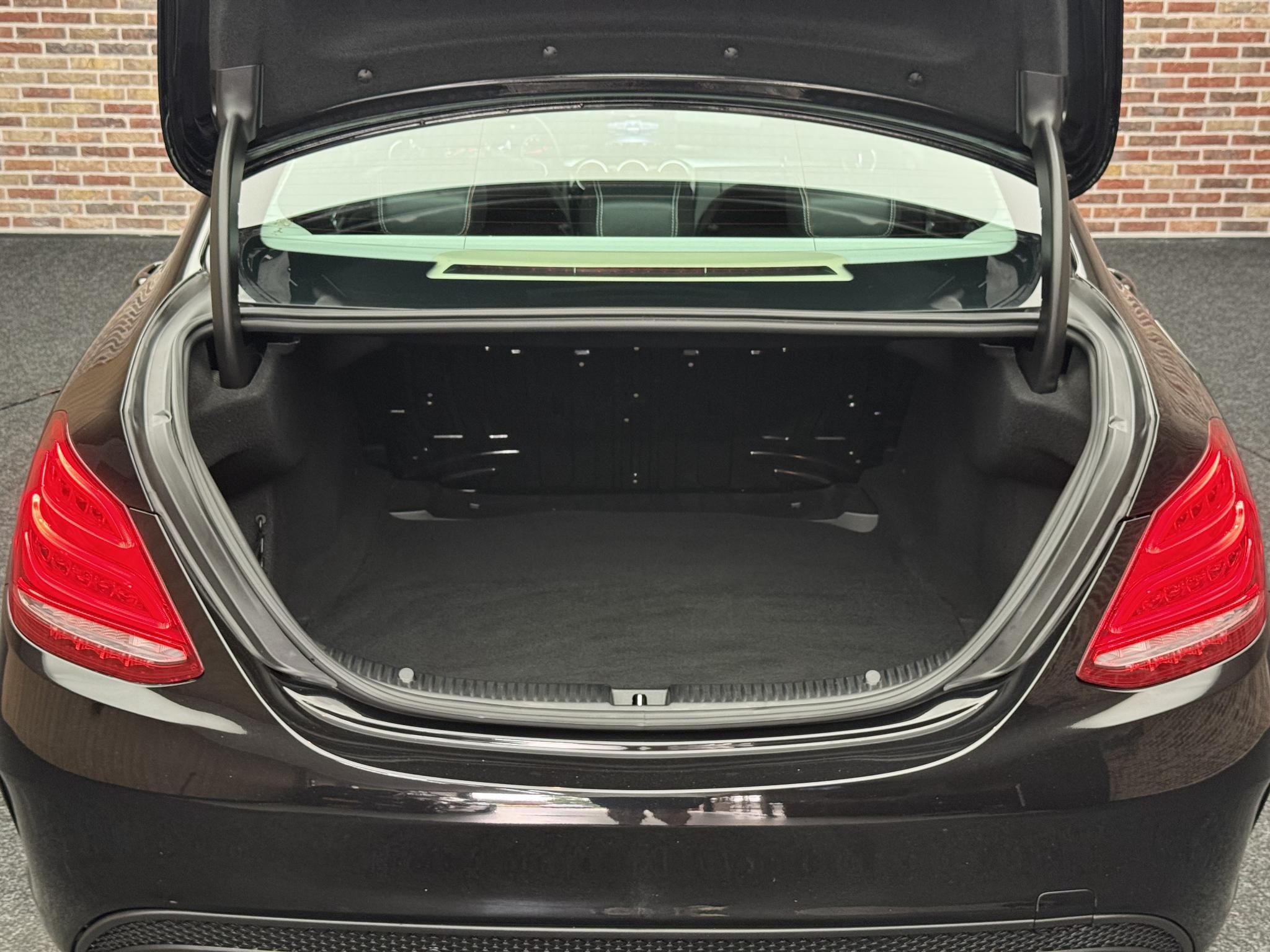 Foto van Mercedes-Benz C 200