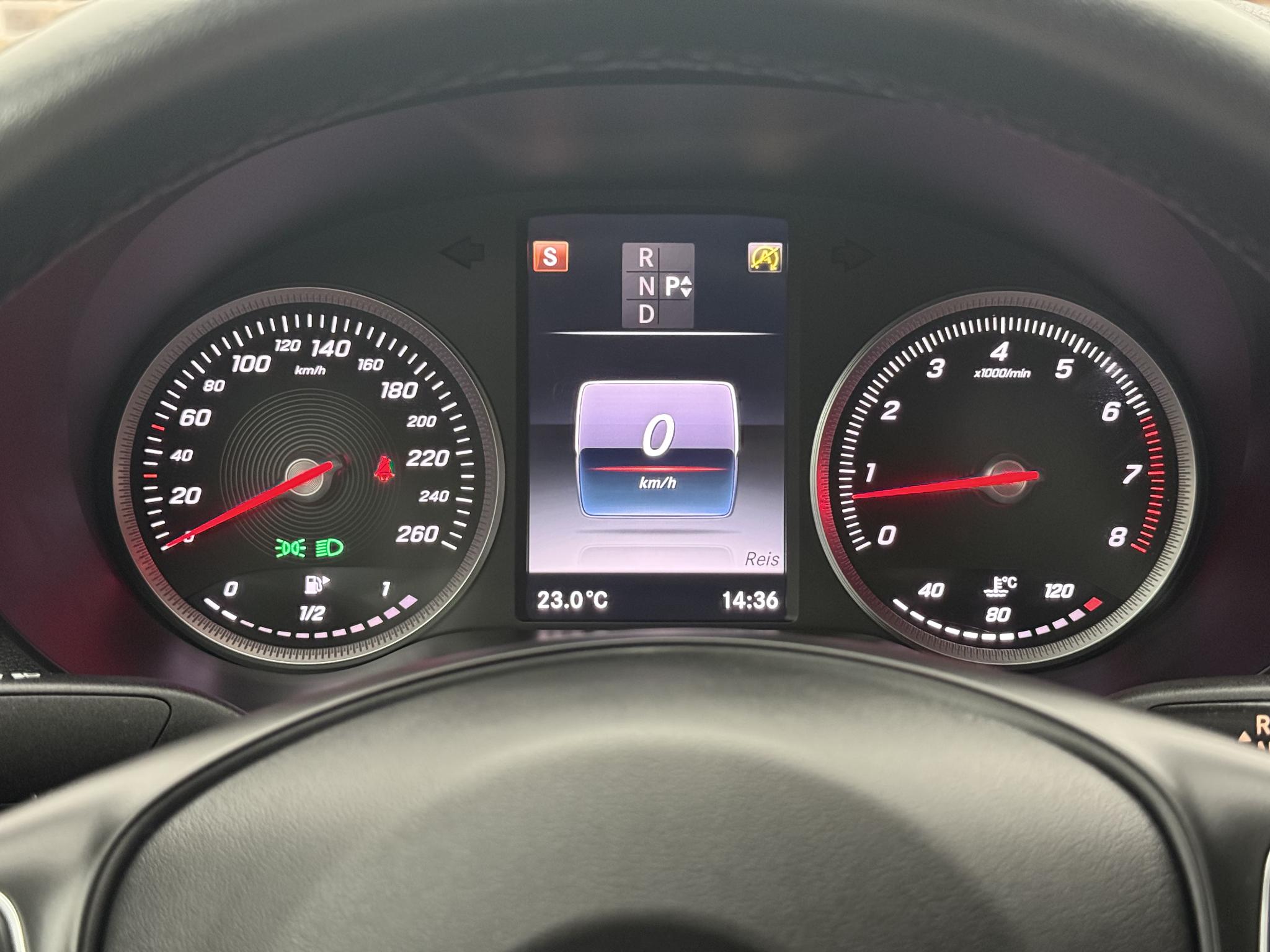 Foto van Mercedes-Benz C 200