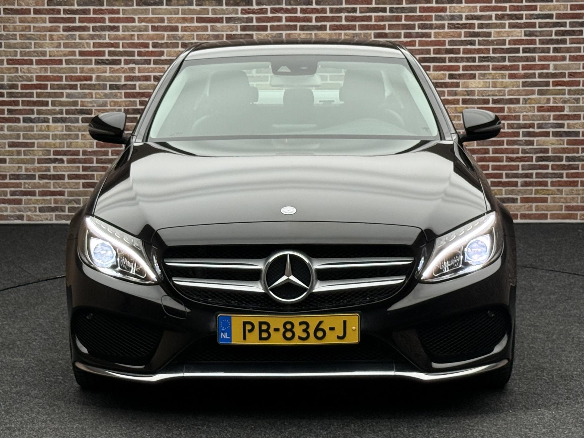Foto van Mercedes-Benz C 200
