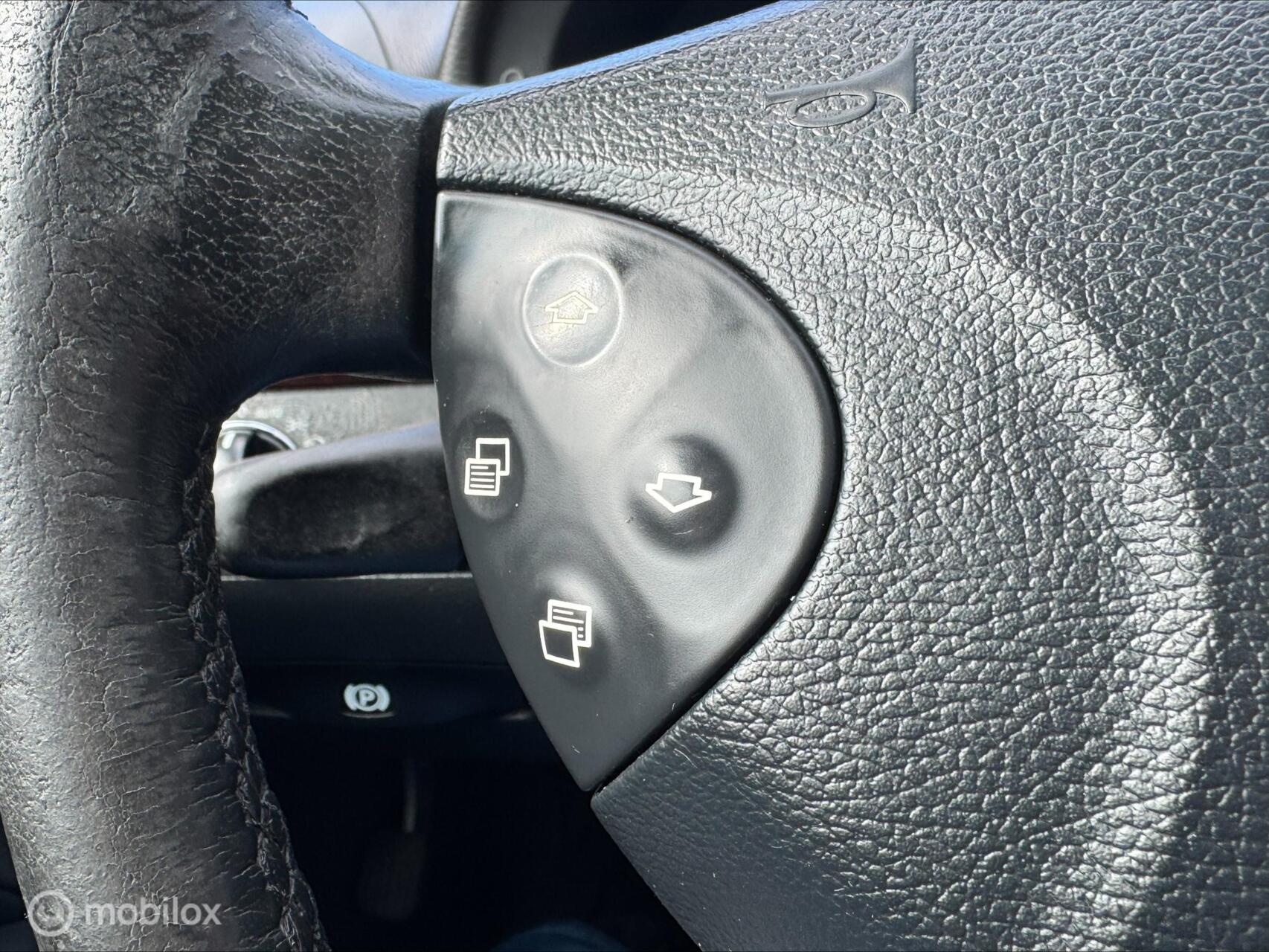 Foto van Mercedes-Benz E 500