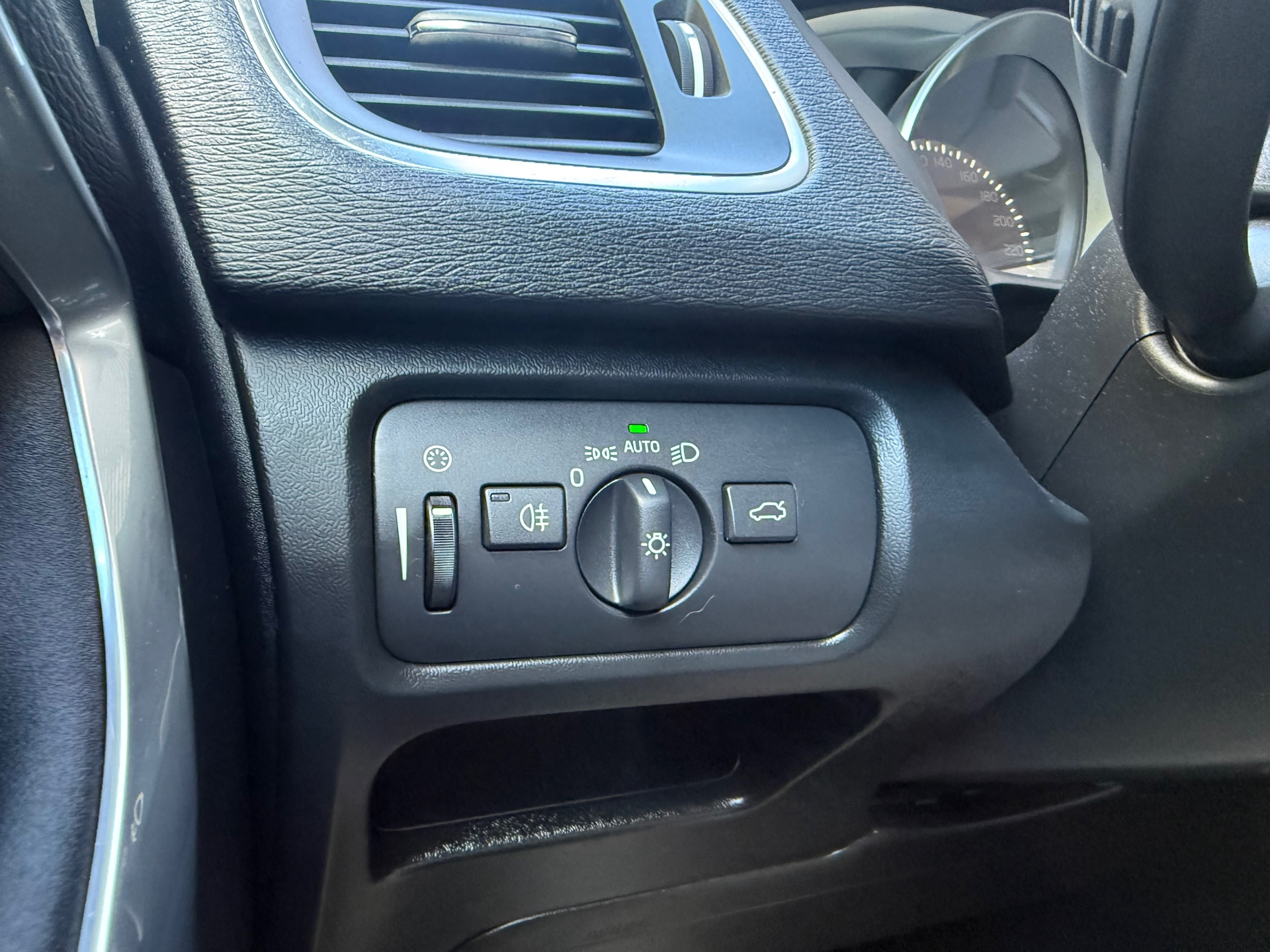 Foto van Volvo V40 Cross Country