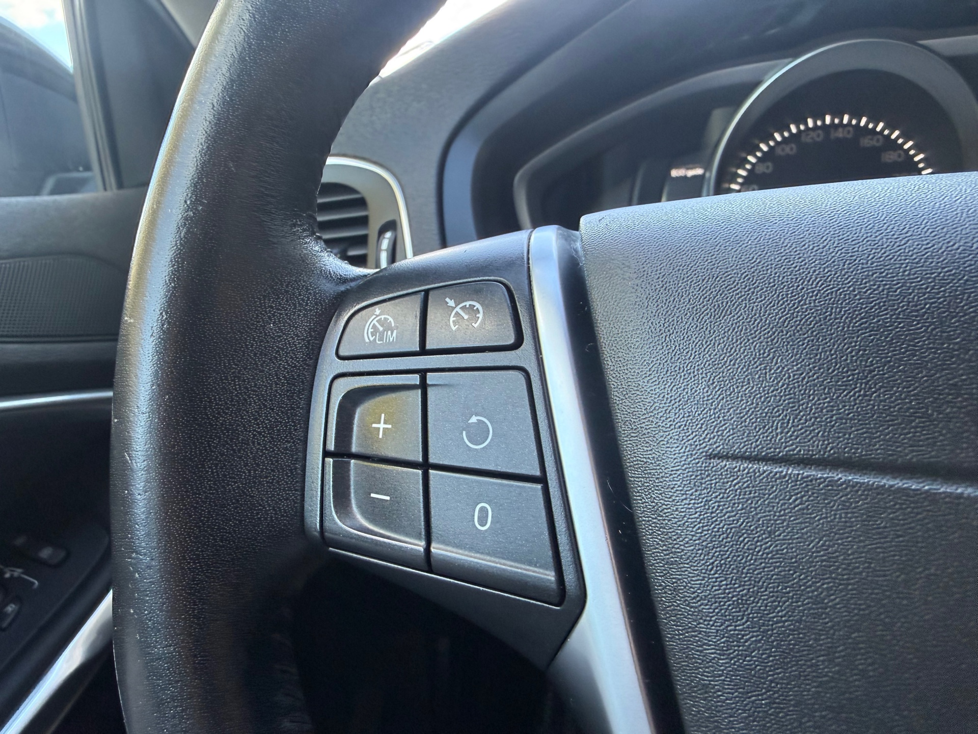 Foto van Volvo V40 Cross Country