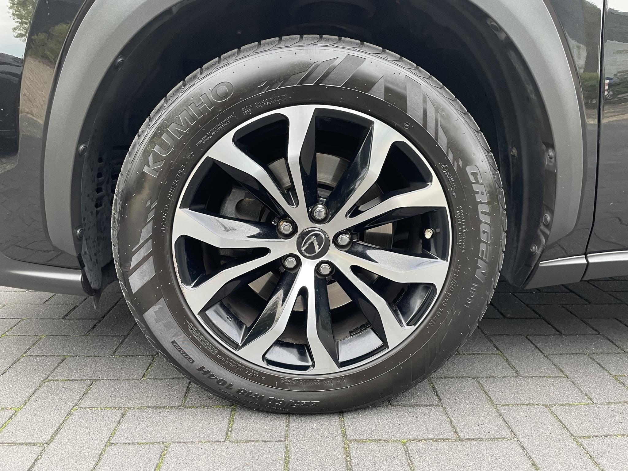 Foto van Lexus Lexus Nx300h