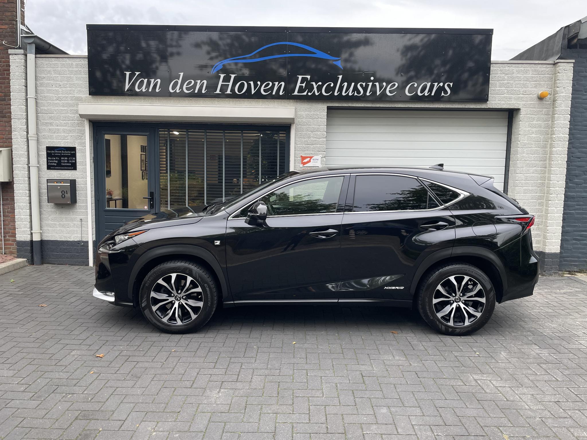 Foto van Lexus Lexus Nx300h