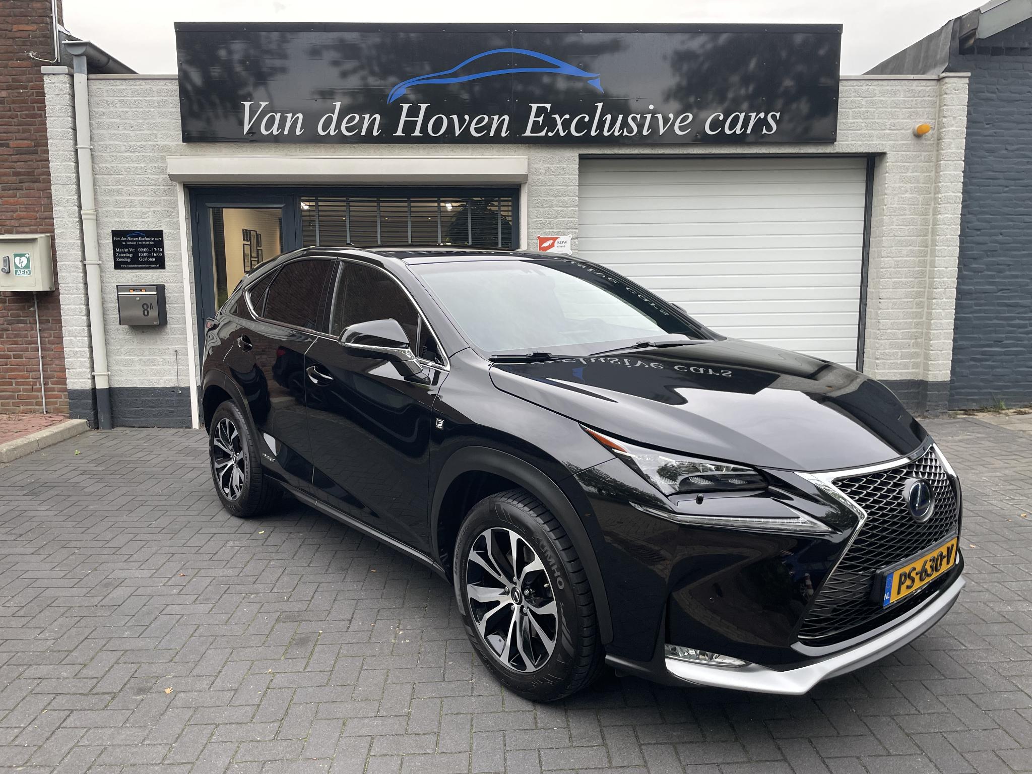 Foto van Lexus Lexus Nx300h