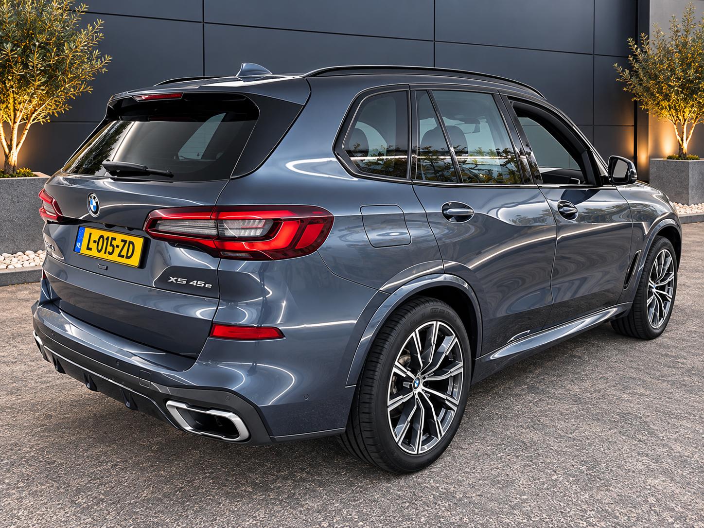 Foto van BMW X5 Xdrive45e