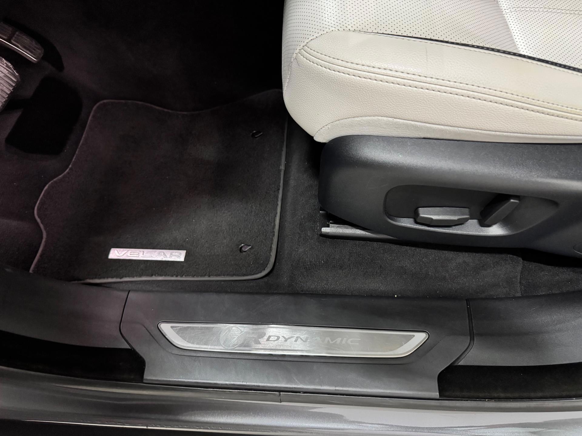 Foto van Land Rover Range Rover Velar