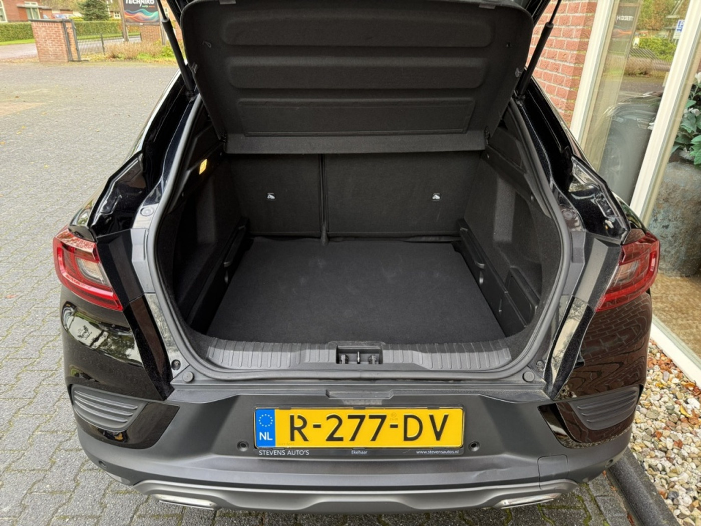 Foto van Renault Arkana E-tech