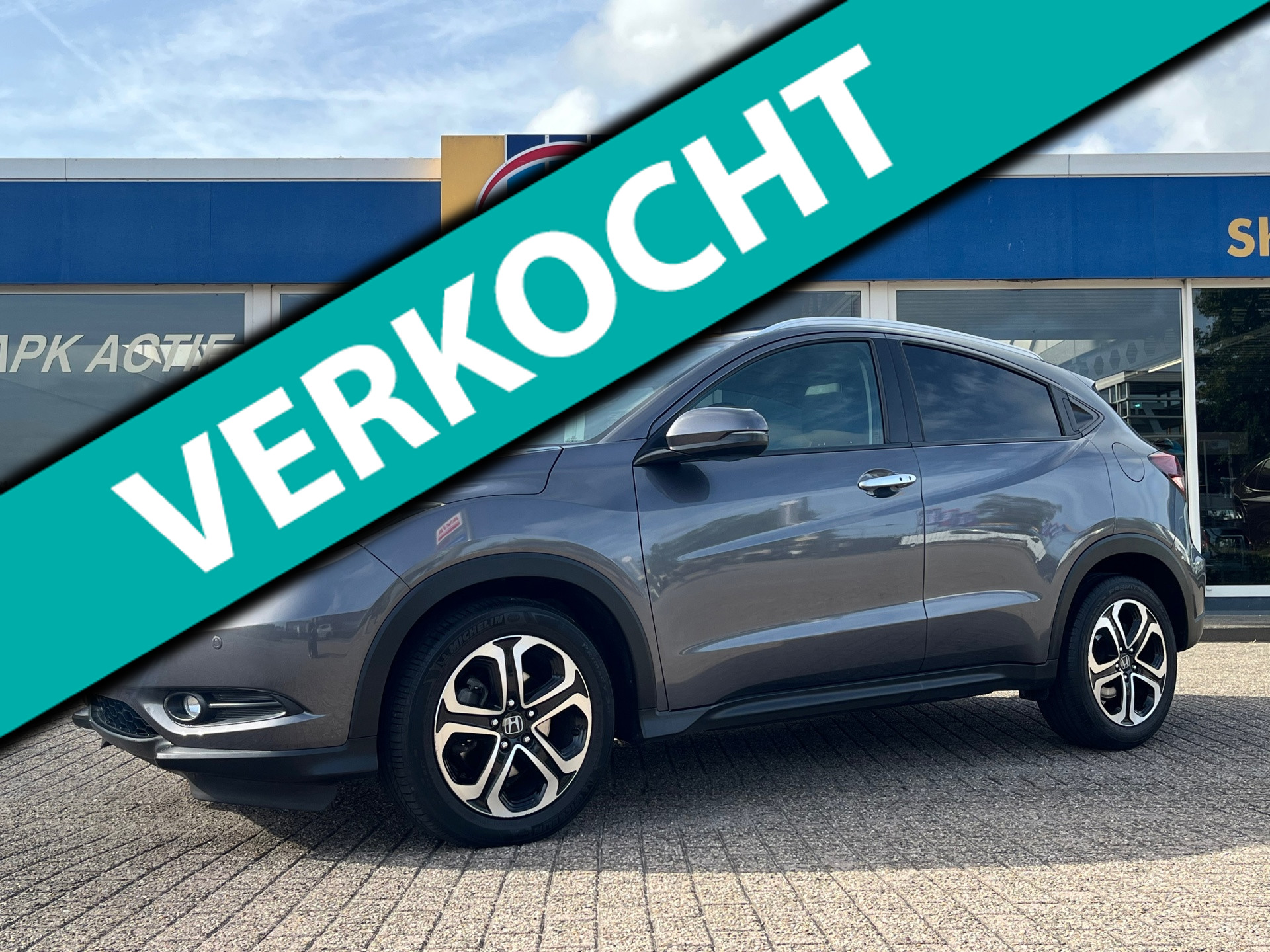 Honda Hr-v 1.5 i-VTEC Automaat Executive | PanoramaDak | Camera | 17"Lmv | 2015 - voorkant