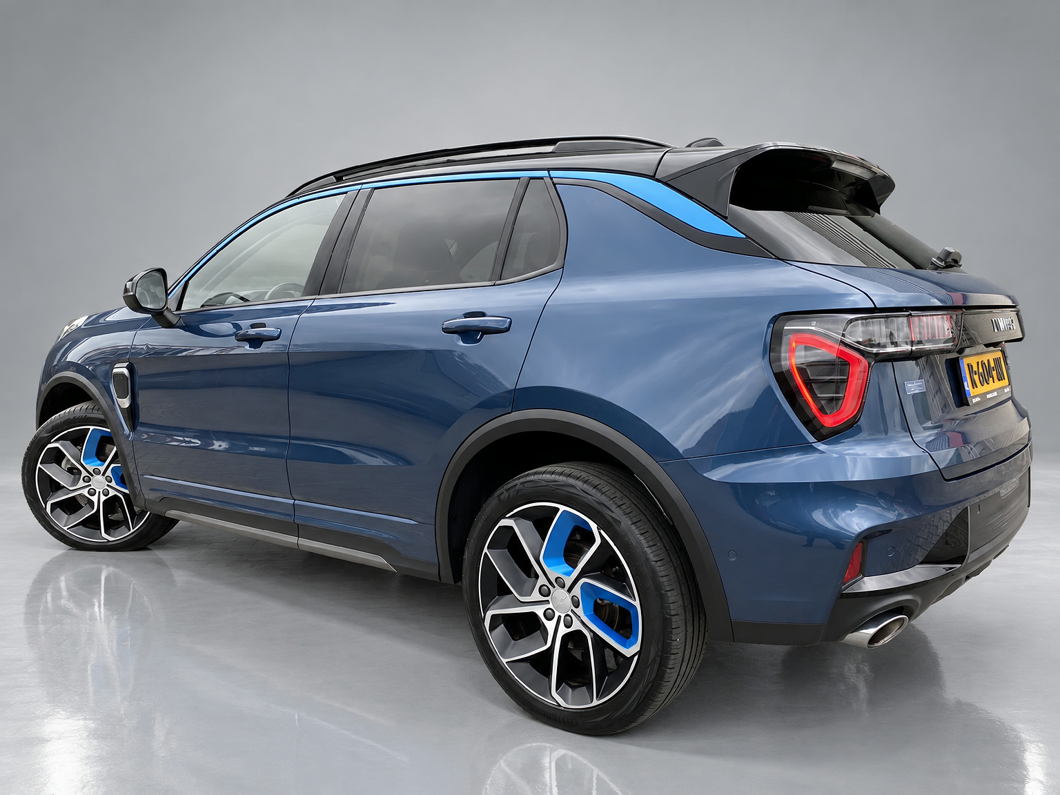 Foto van Lynk&co LYNK & Co 01