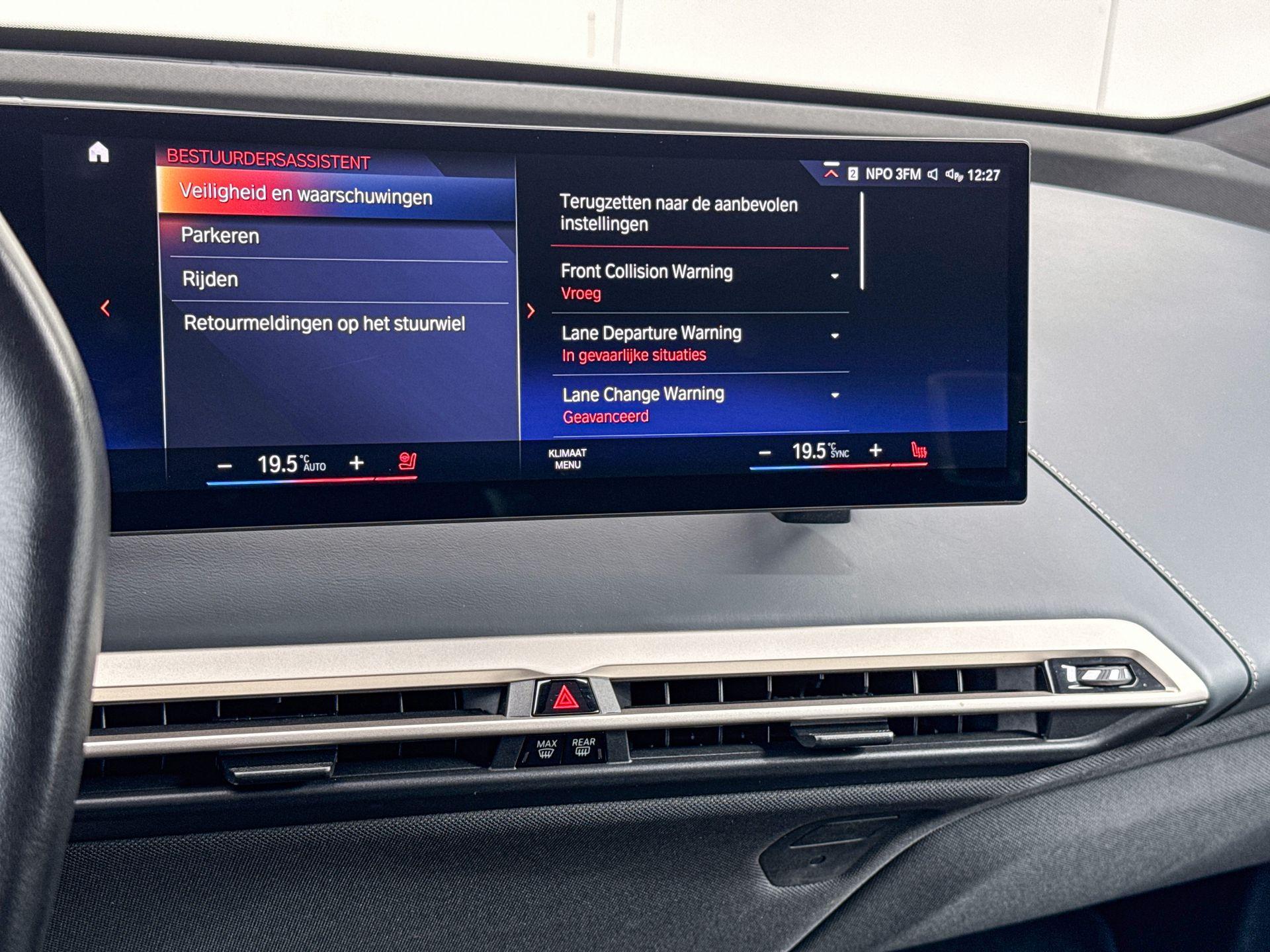 Foto van BMW Ix Xdrive40