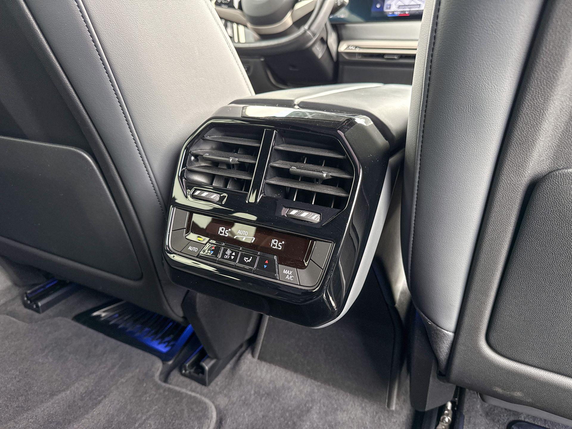 Foto van BMW Ix Xdrive40