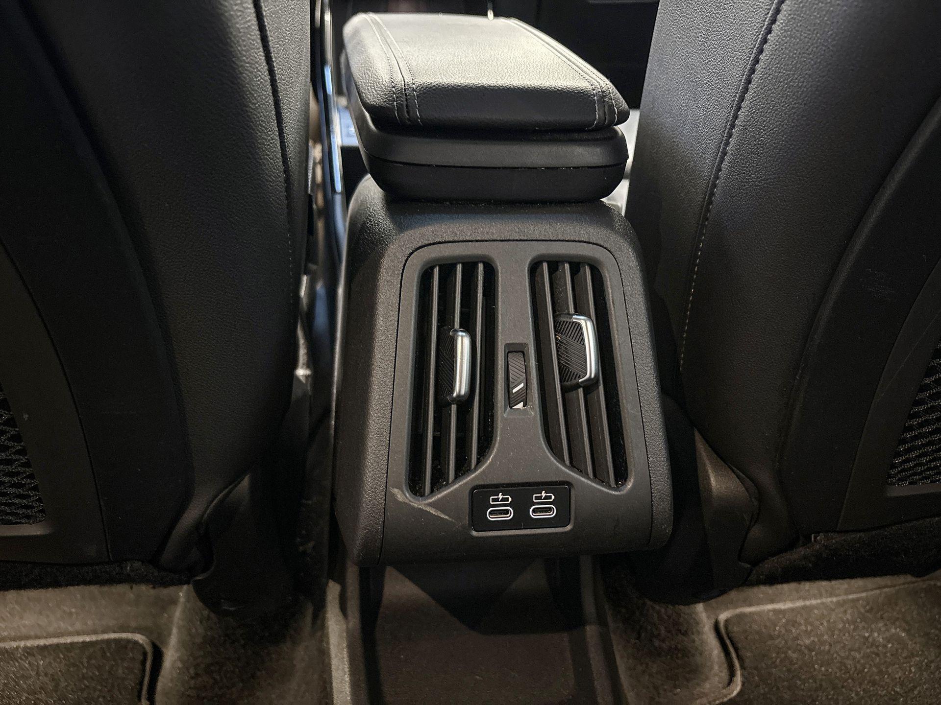 Foto van BMW 223i Active Tourer