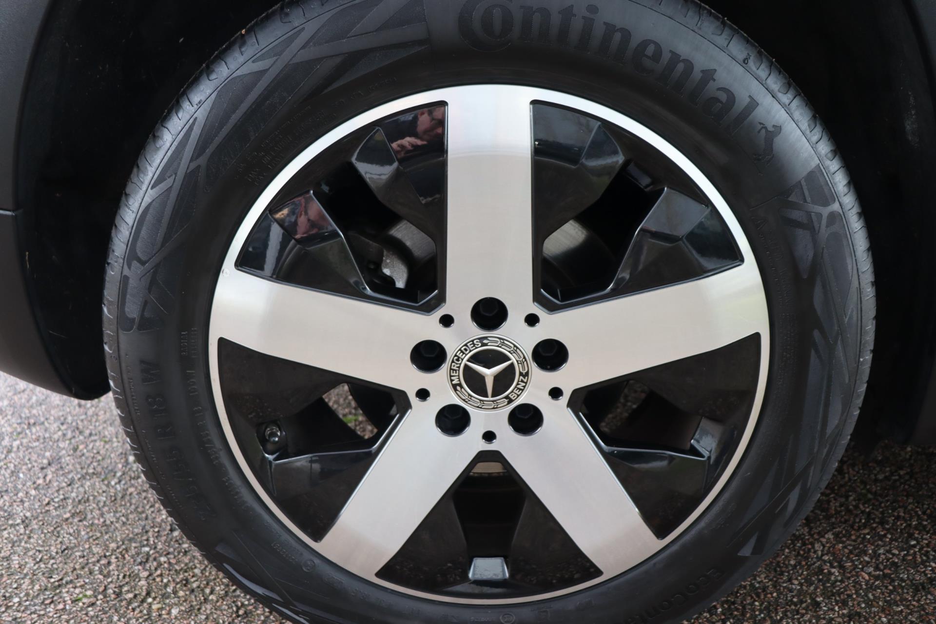 Foto van Mercedes-Benz GLB