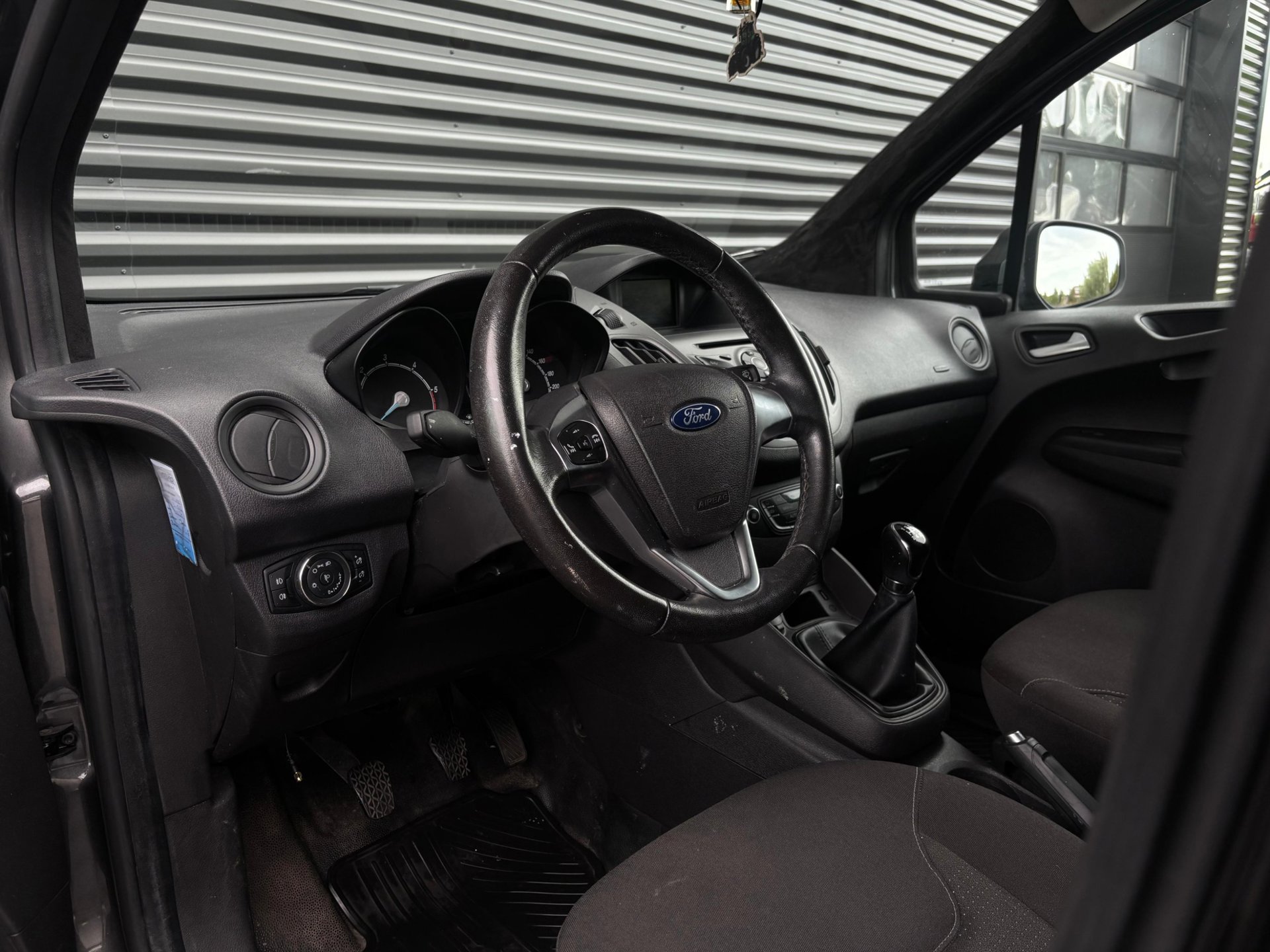 Foto van Ford Transit Courier